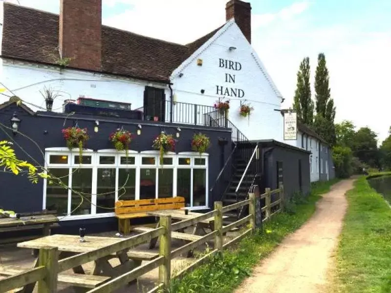 Property Building in The Bird in Hand