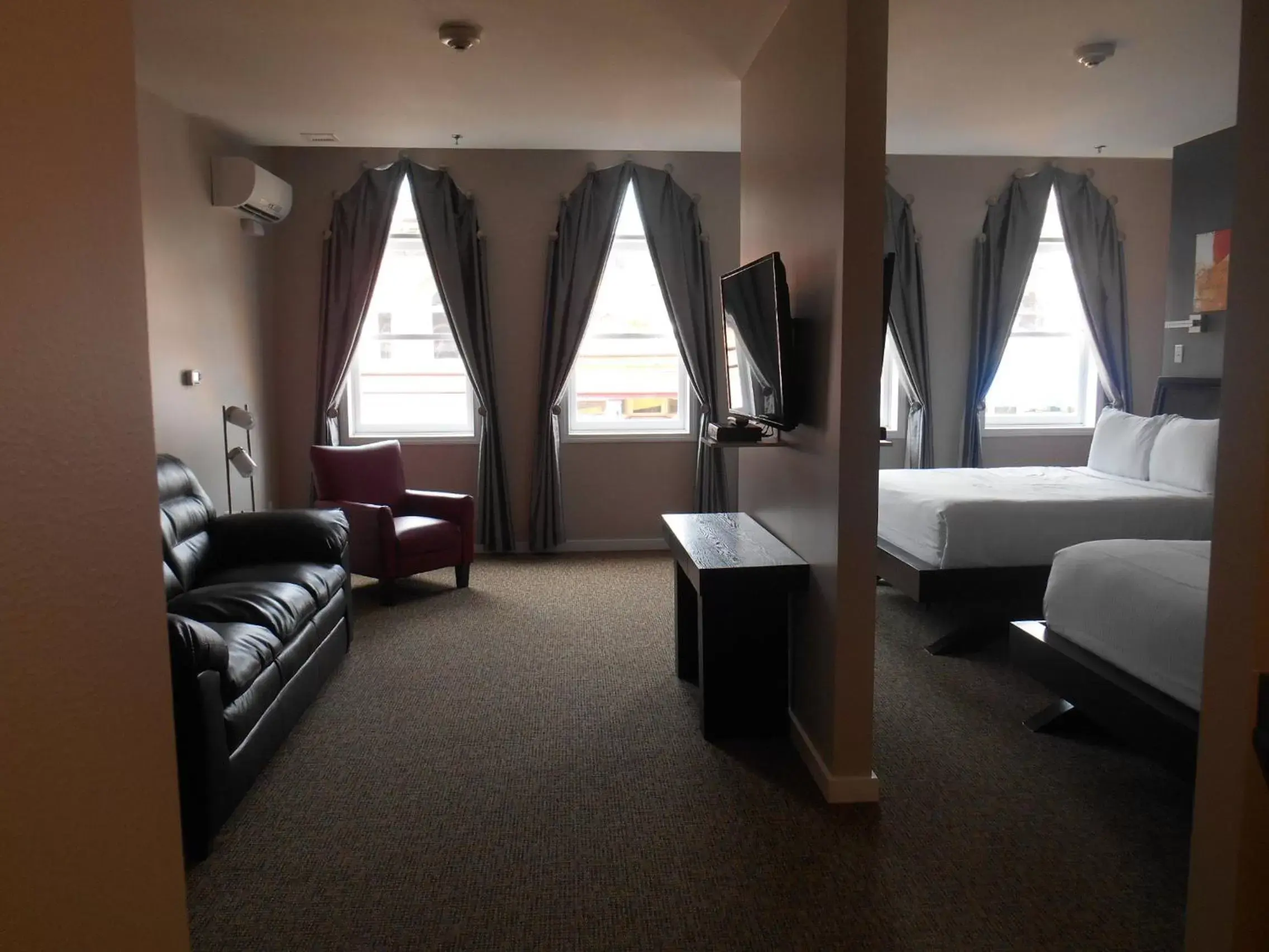 Bedroom, Seating Area in Century Casino & Hotel Cripple Creek