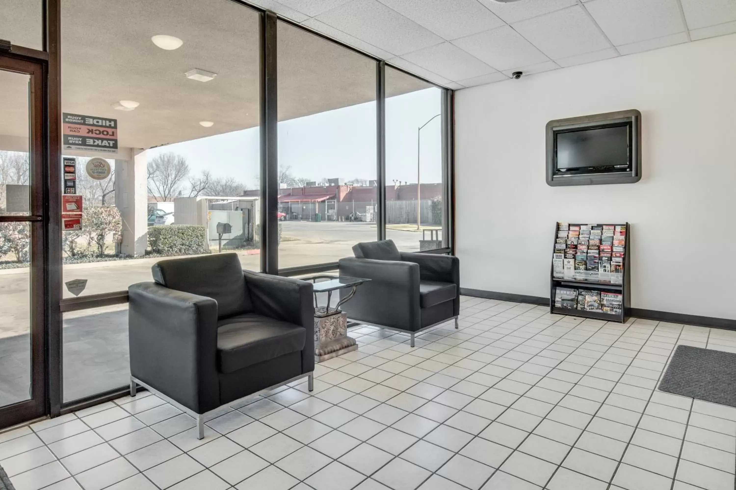 Lobby or reception in Motel 6-Longview, TX - North