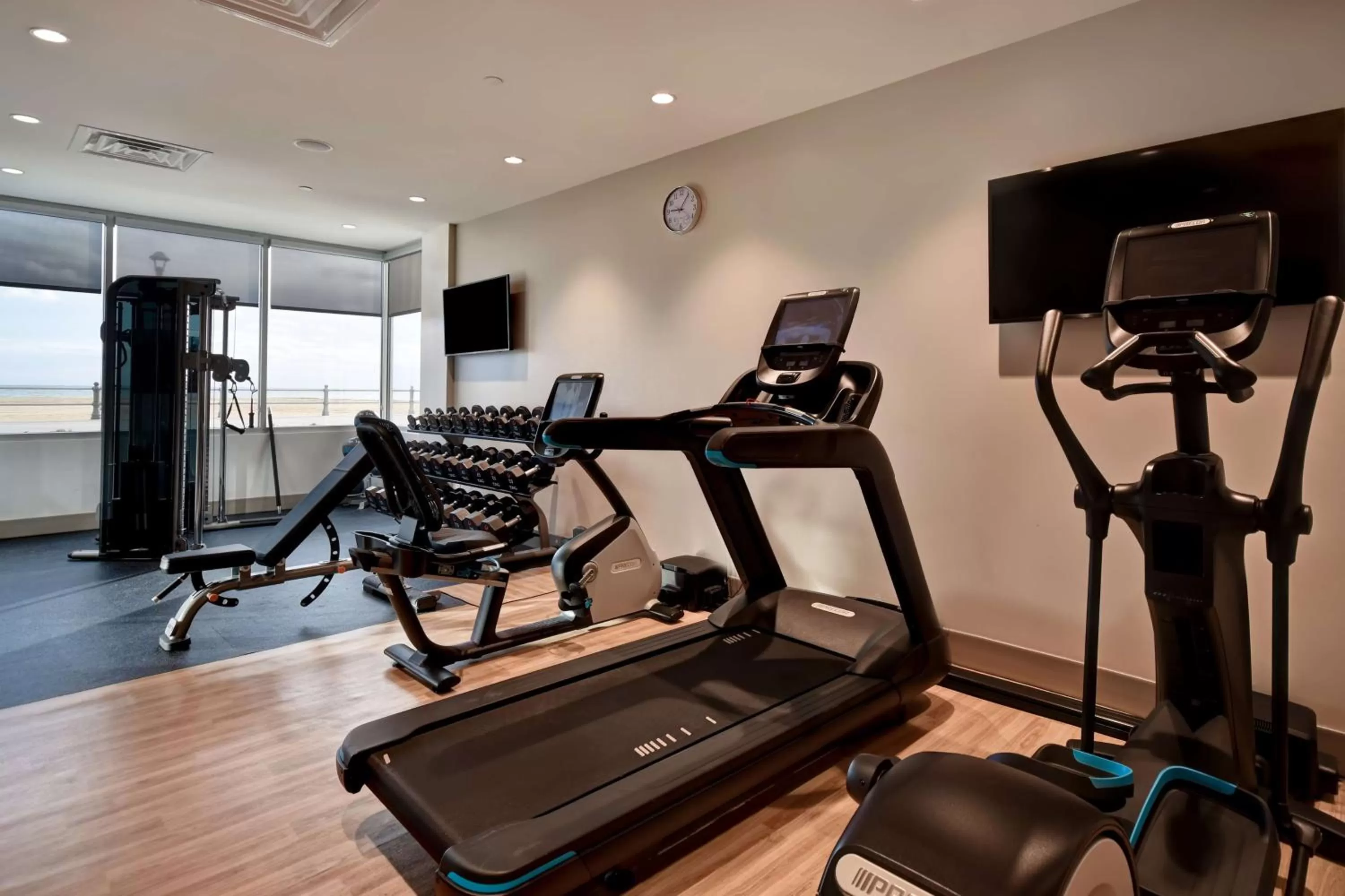 Fitness centre/facilities in DoubleTree by Hilton Oceanfront Virginia Beach