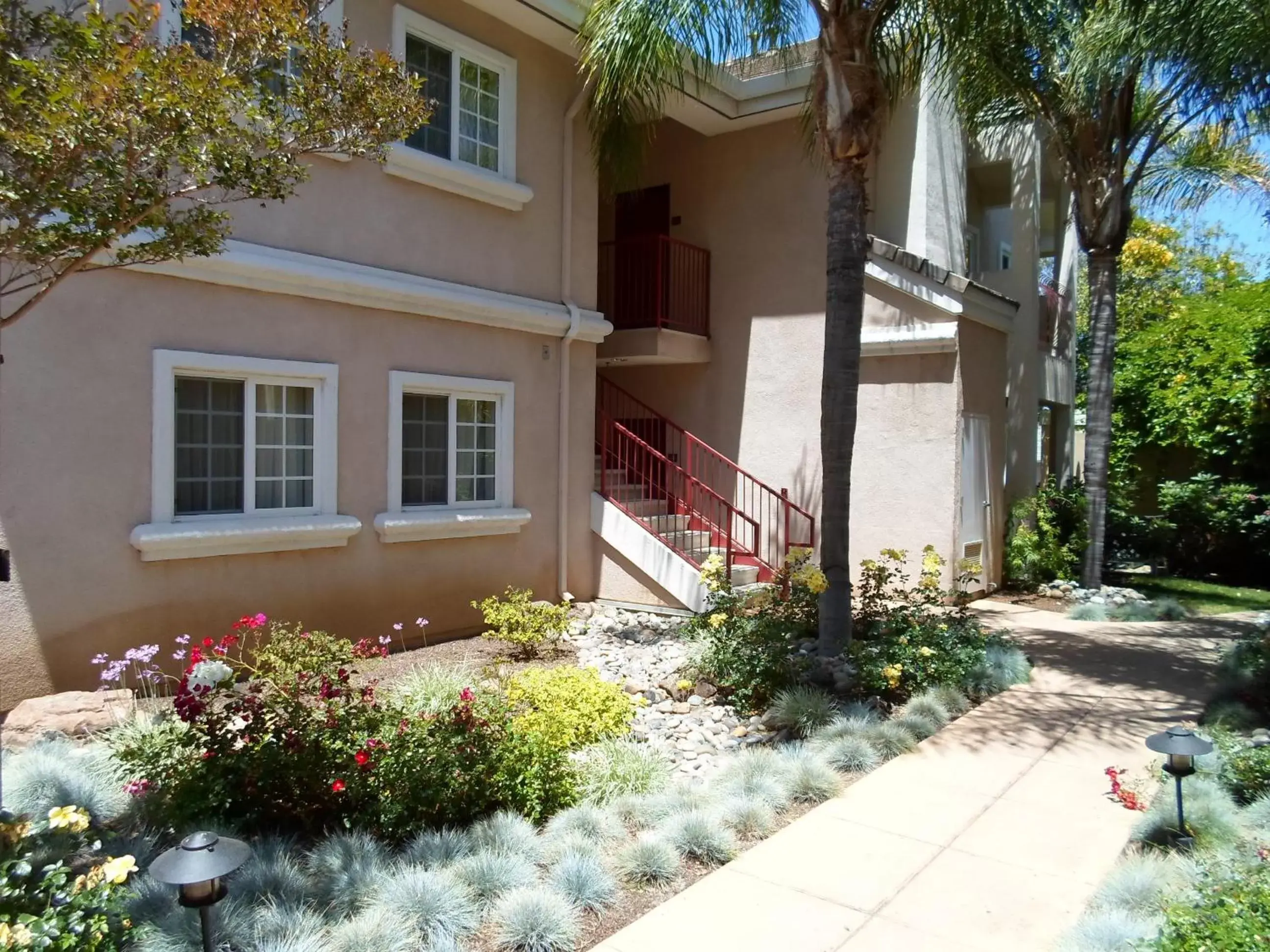 Facade/entrance in Grand Hotel Facade/entrance in Grand Hotel