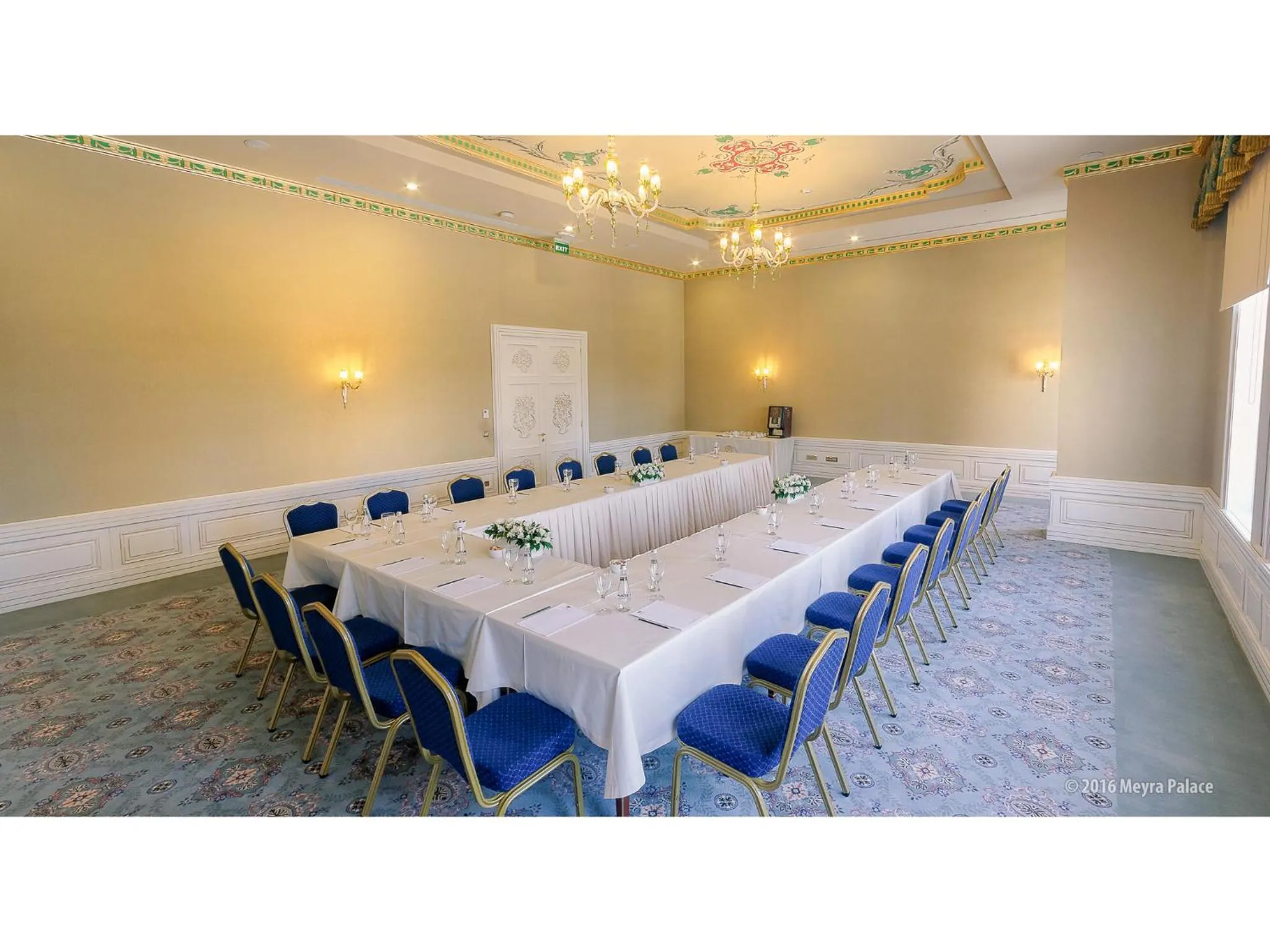 Meeting/conference room in Meyra Palace
