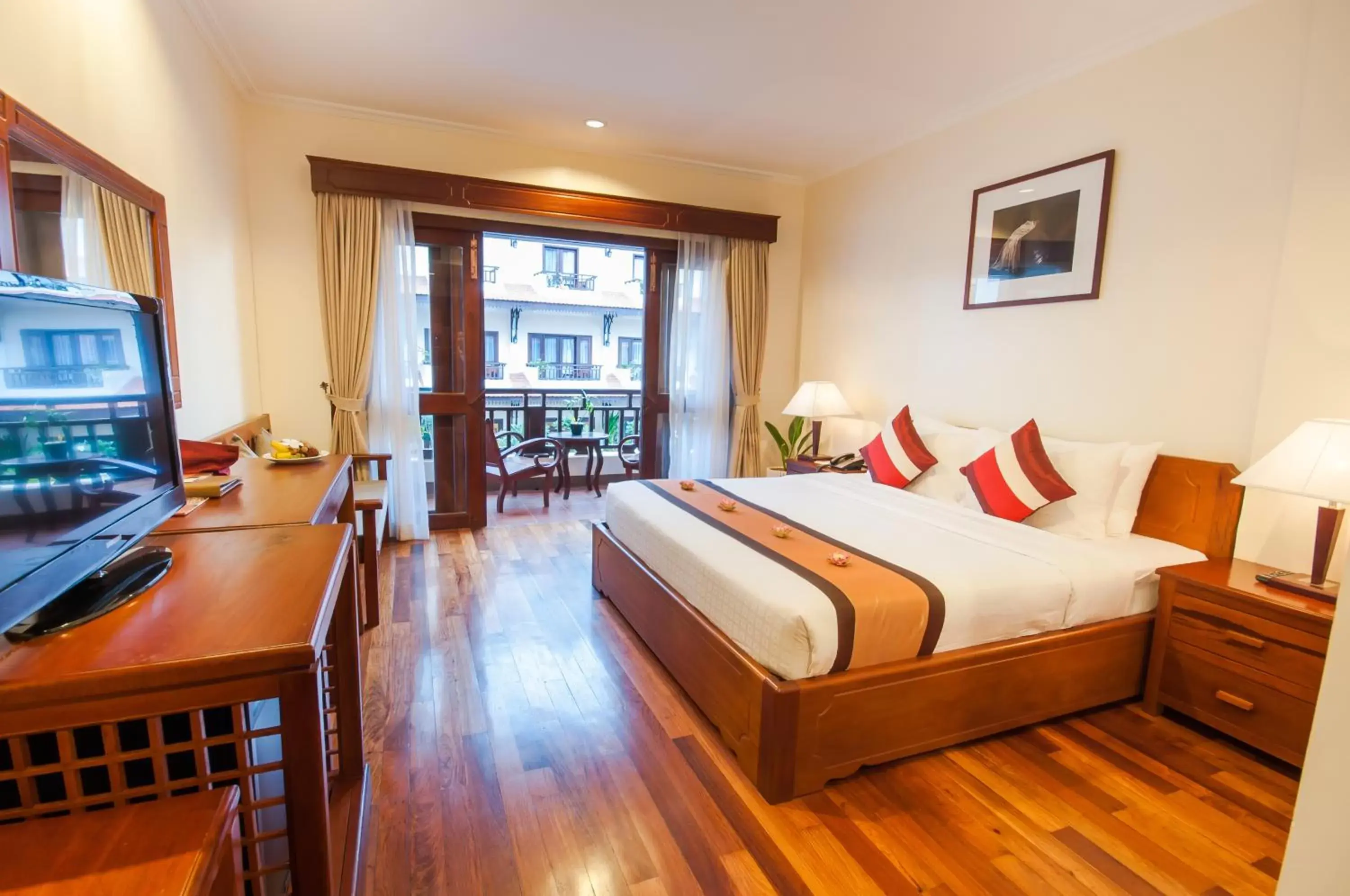 Bedroom in Saem Siemreap Hotel