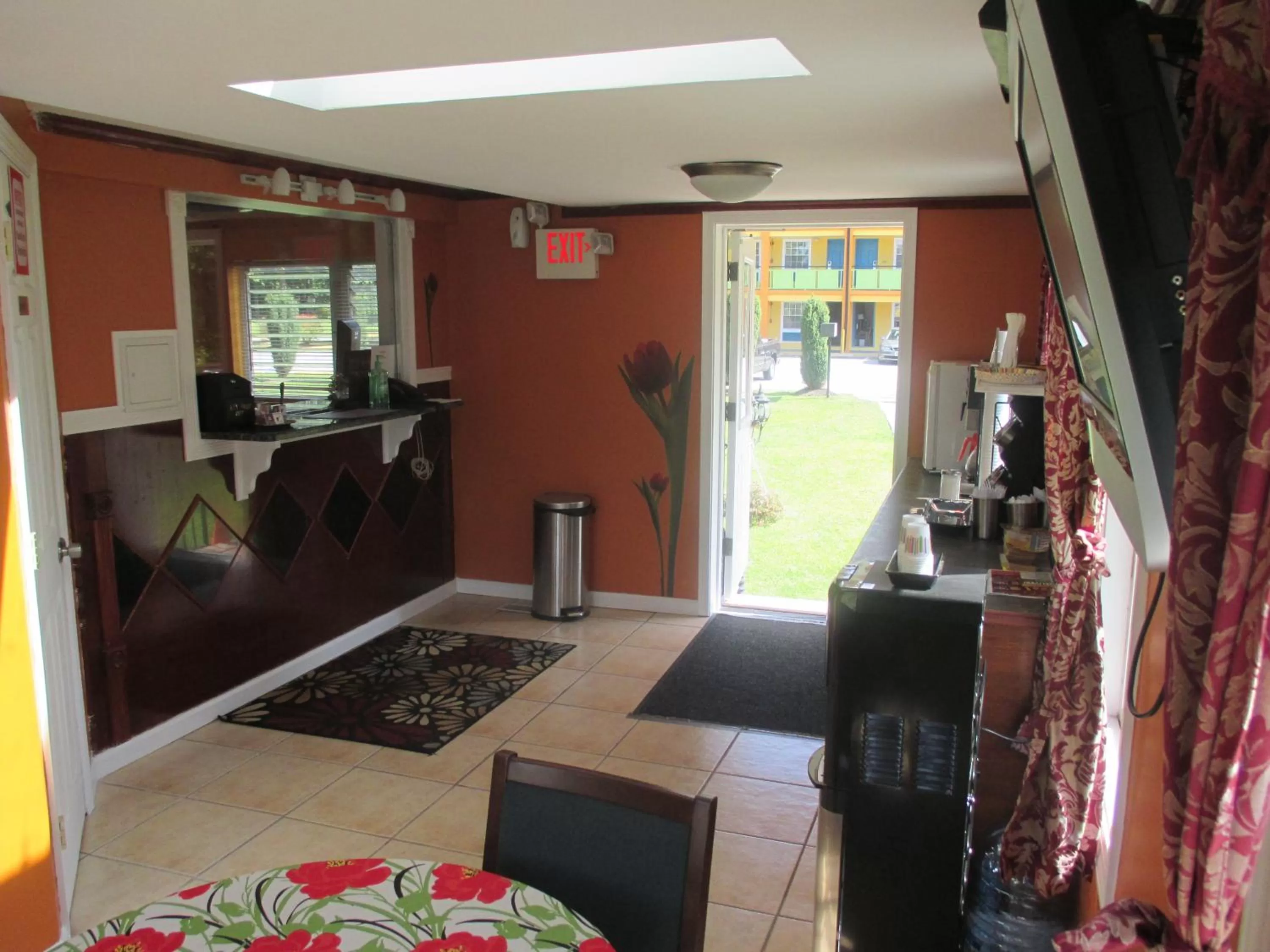 Lobby or reception in Plum Tree Inn