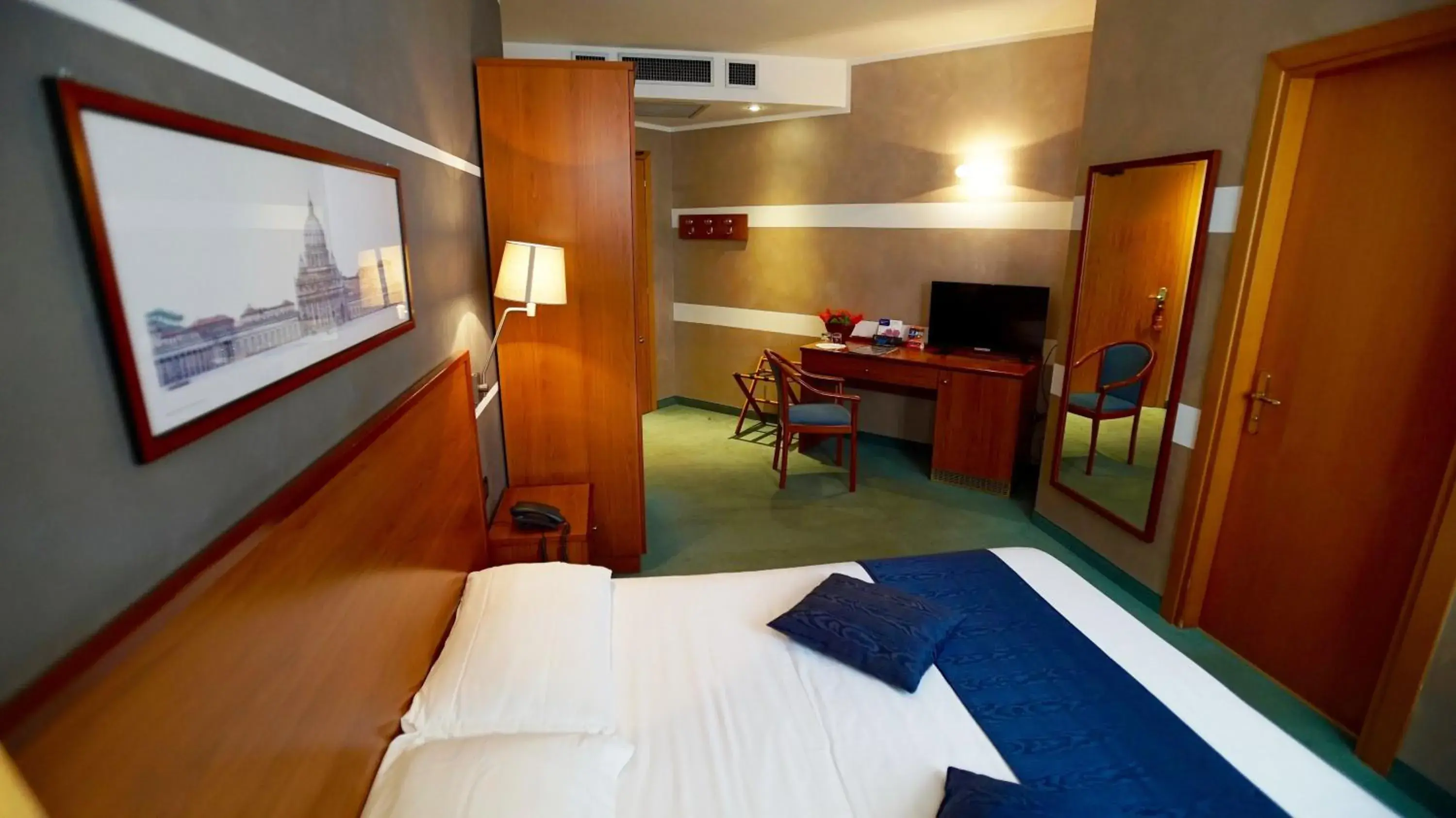 Bed in Classic Hotel Tulipano Bed in Classic Hotel Tulipano