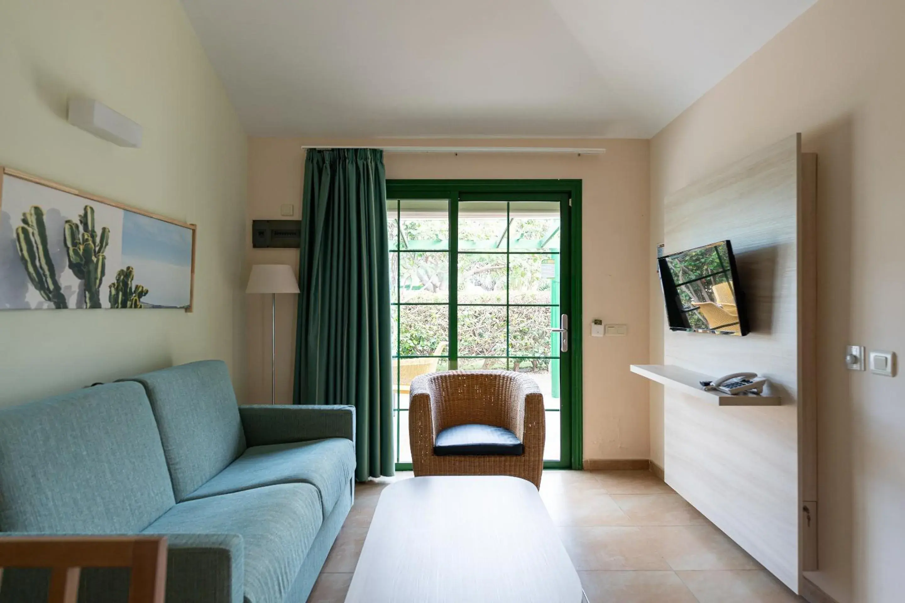 Living room, Seating Area in Bungalows Cordial Sandy Golf