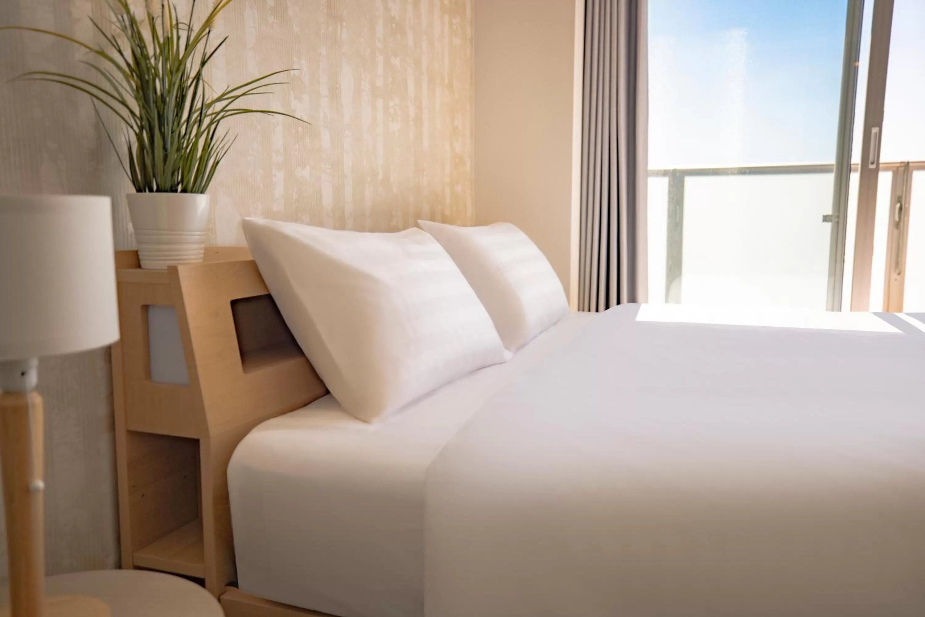 Property building, Bed in RTi Tennoji