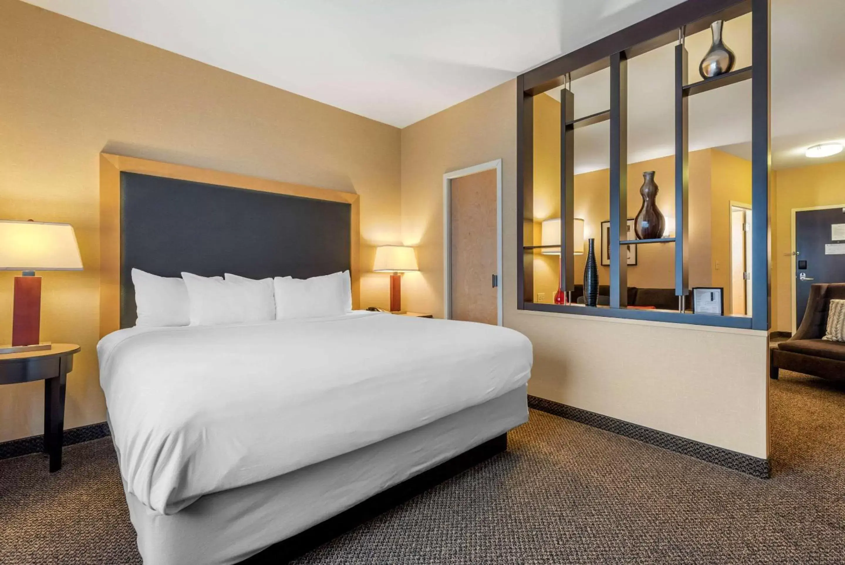 Photo of the whole room, Bed in Cambria Hotel Akron - Canton Airport