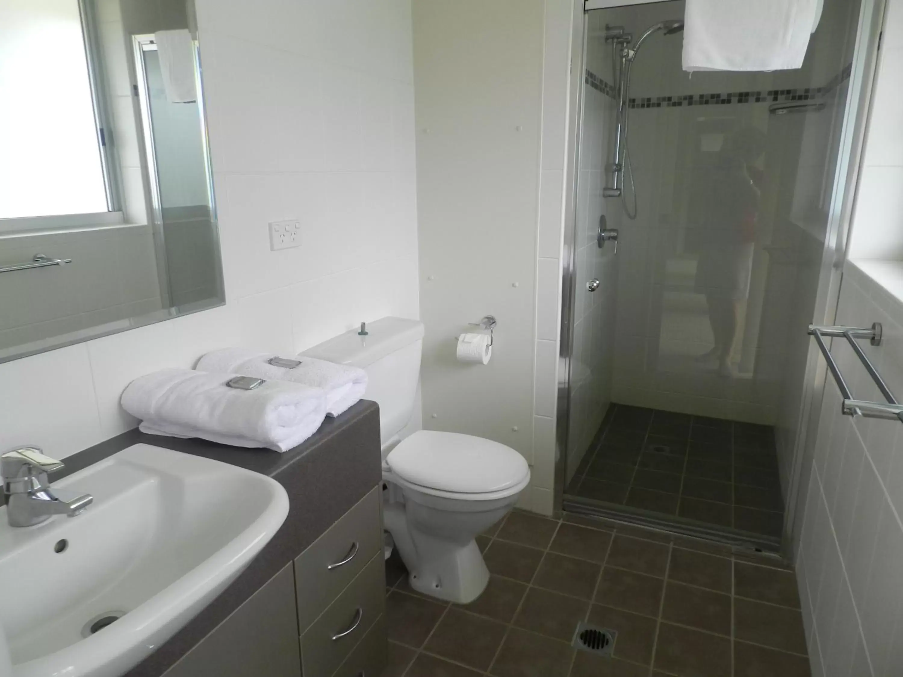 Shower, Bathroom in Surfers Beachside Holiday Apartments