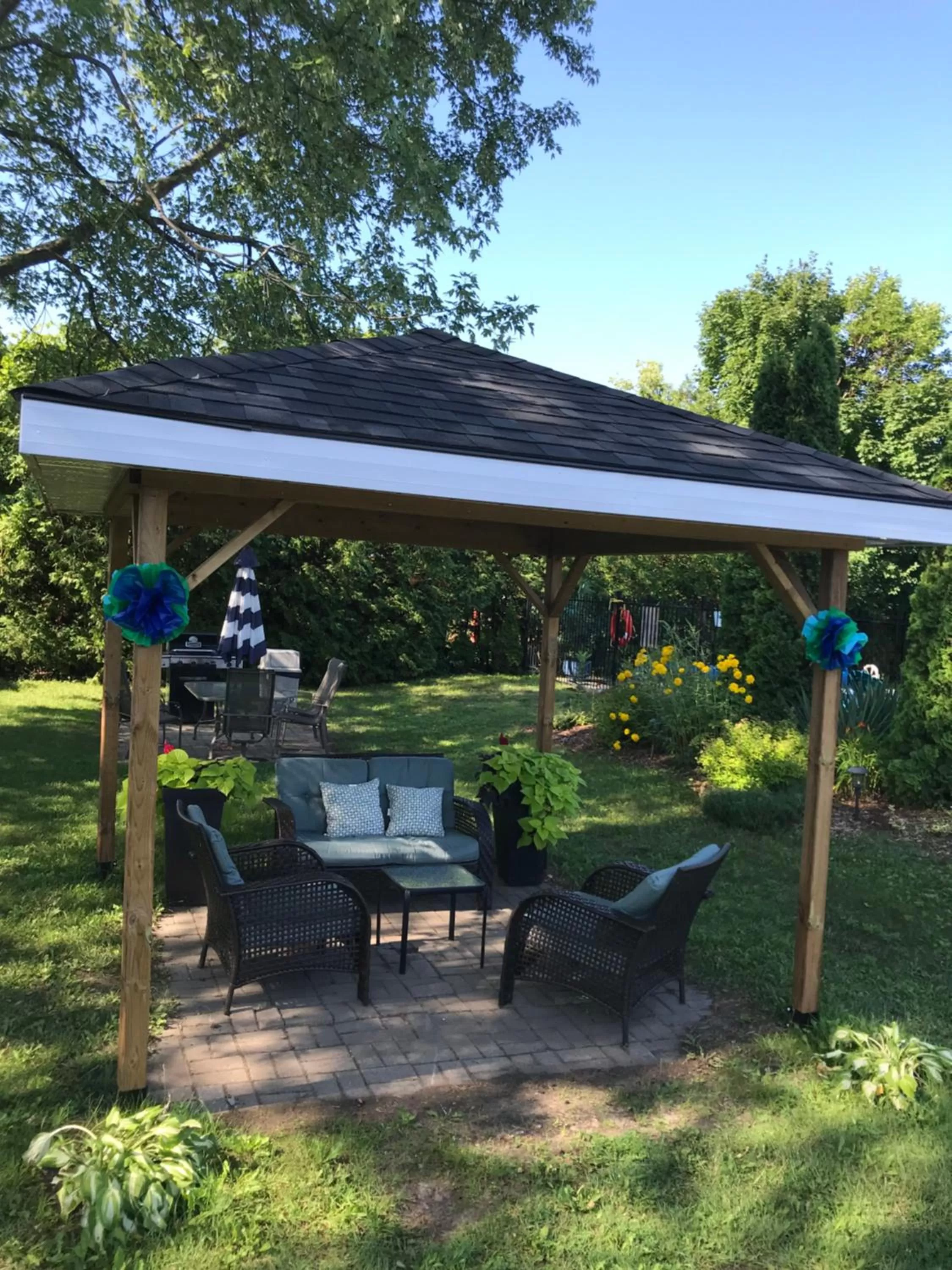 Lakeview Motel & Cottage