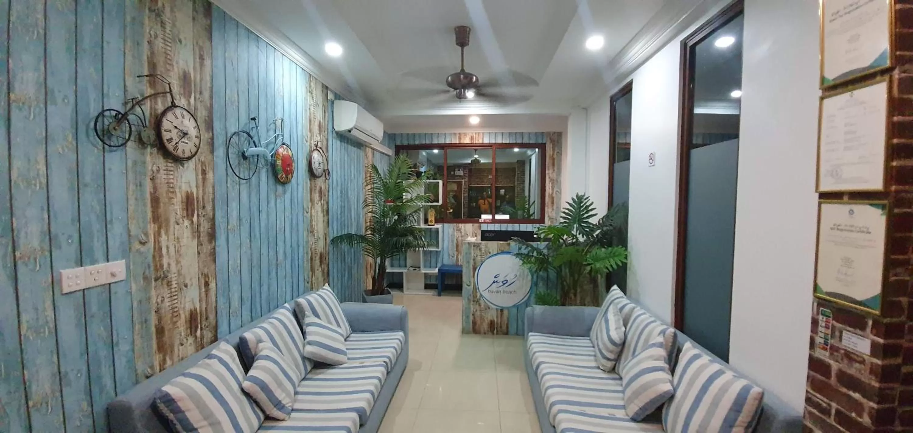 Library in Huvan Beach Hotel at Hulhumale