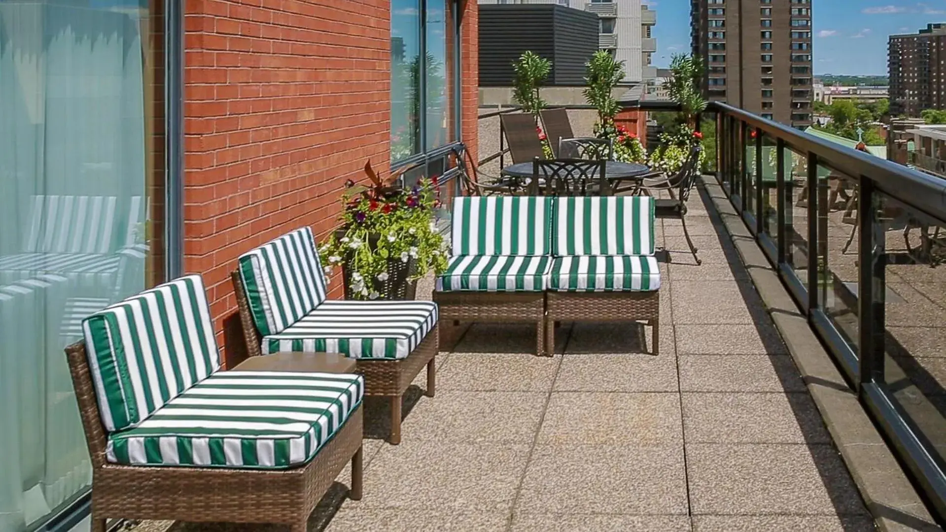 Balcony/Terrace in Cartier Place Suite Hotel