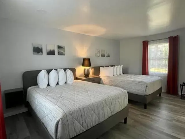 Bed in Veda Inn & Cottages