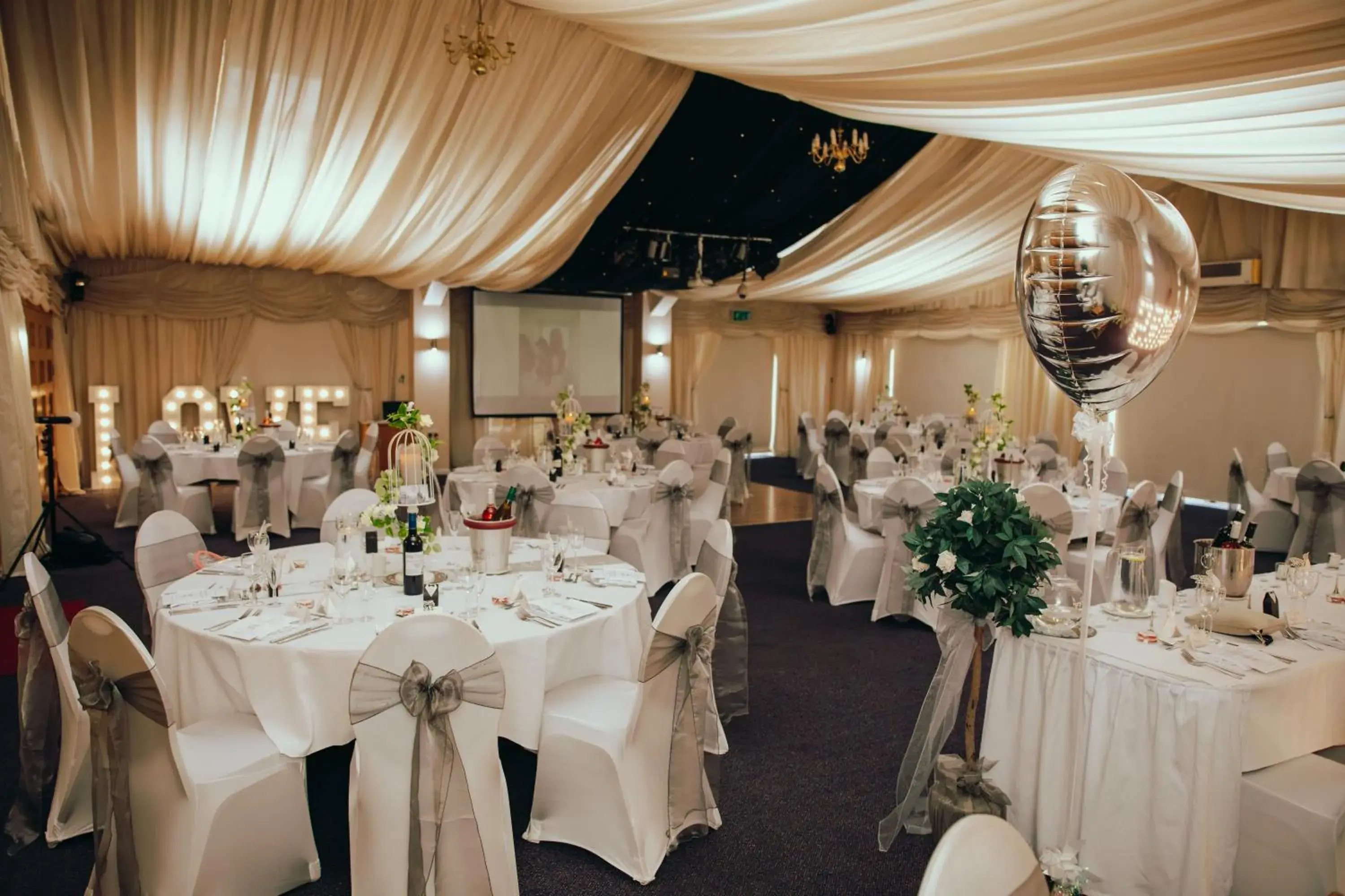 Banquet Facilities in Calderfields Golf & Country Club