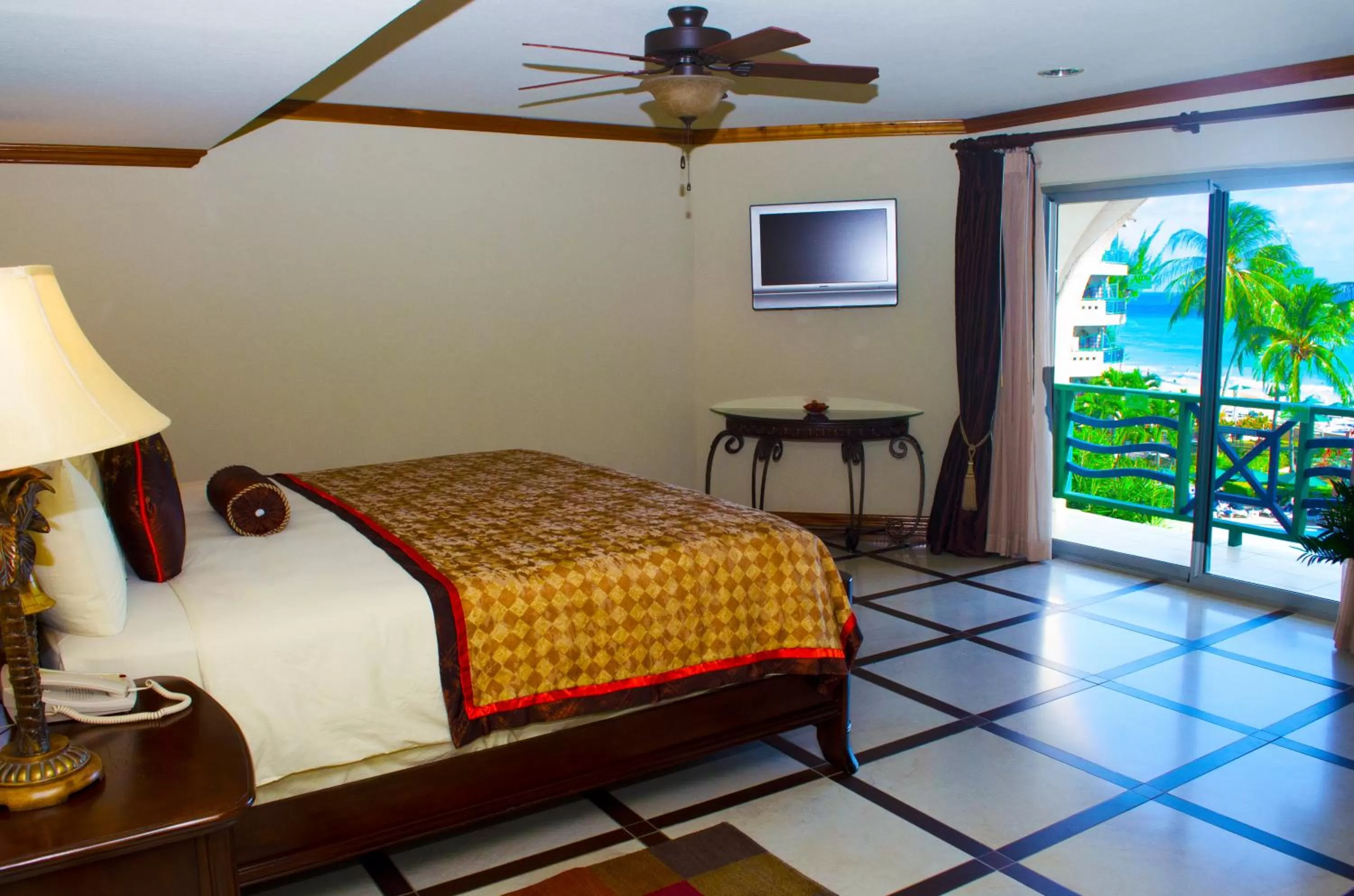 Bed in Accra Beach Hotel & Spa