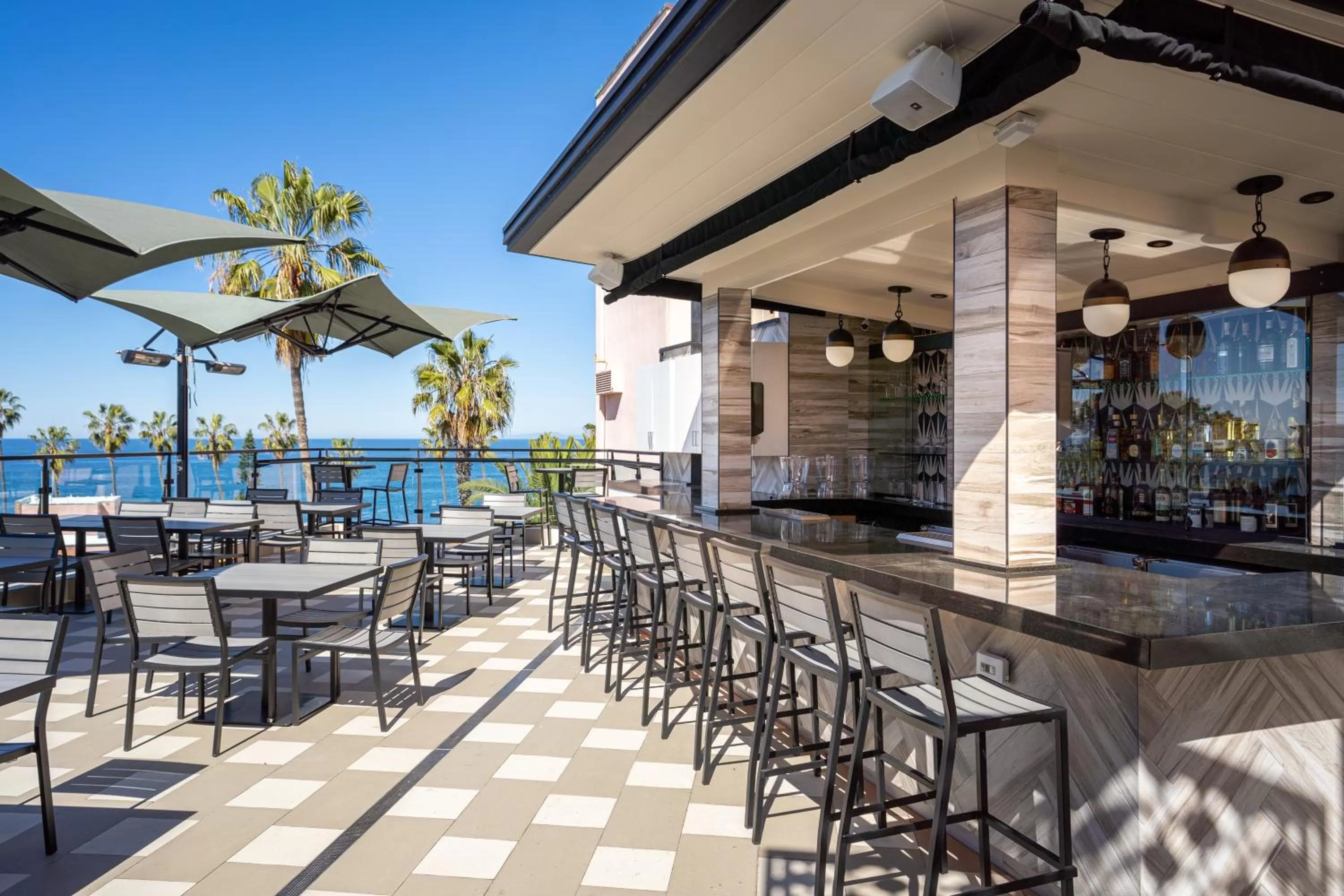 Restaurant/places to eat in Cormorant Boutique Hotel