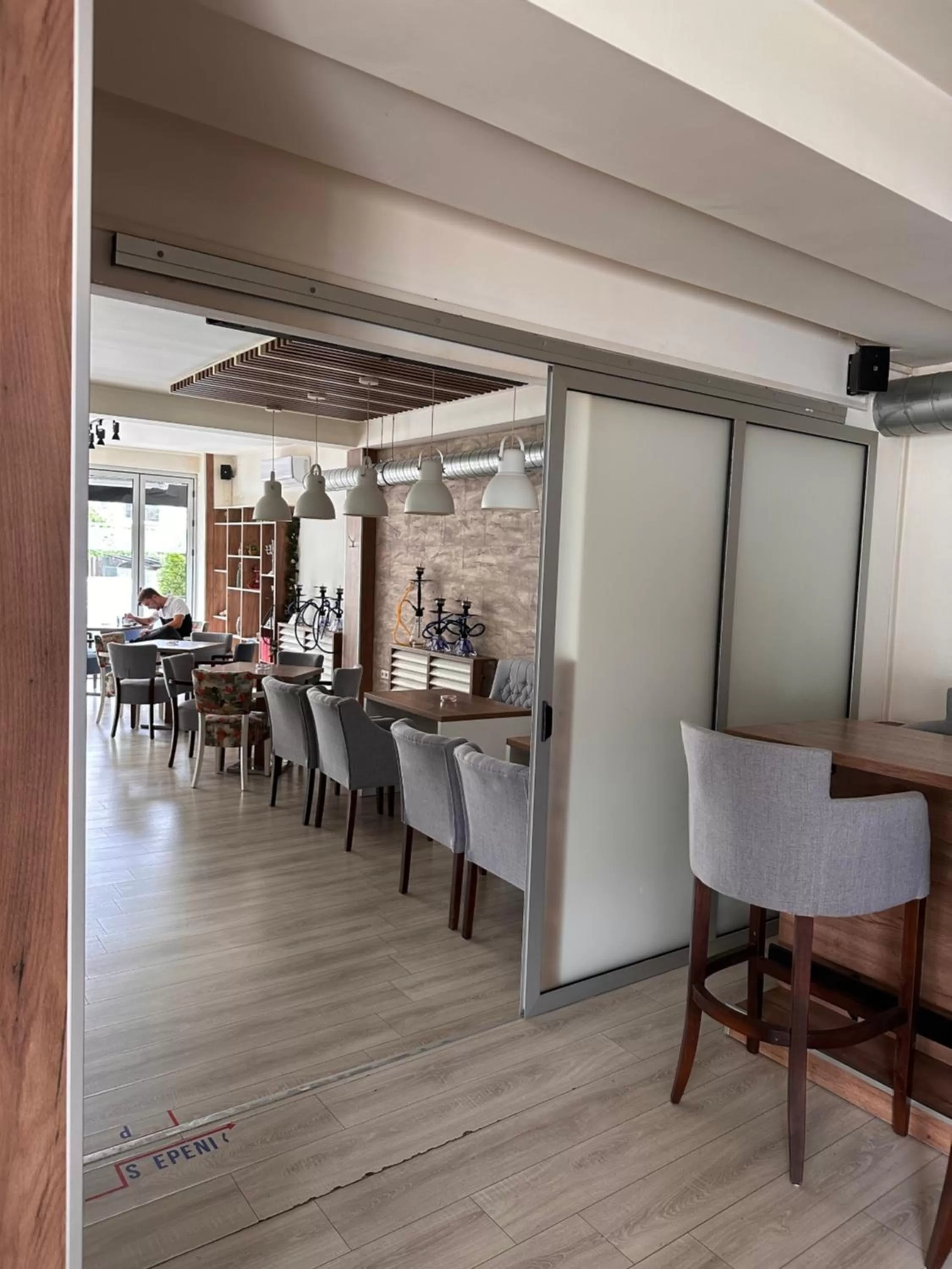 Restaurant/places to eat in Motel Centar