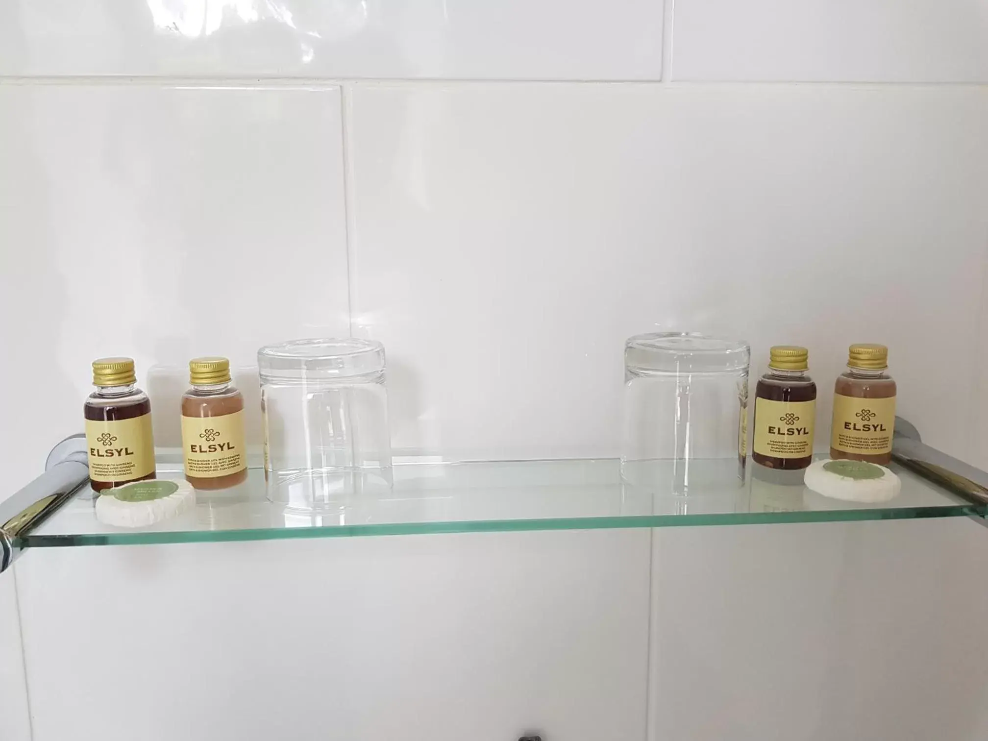 Superior Double Room (Not Pet-Friendly) in Glan Aber Hotel Superior Double Room (Not Pet-Friendly) in Glan Aber Hotel