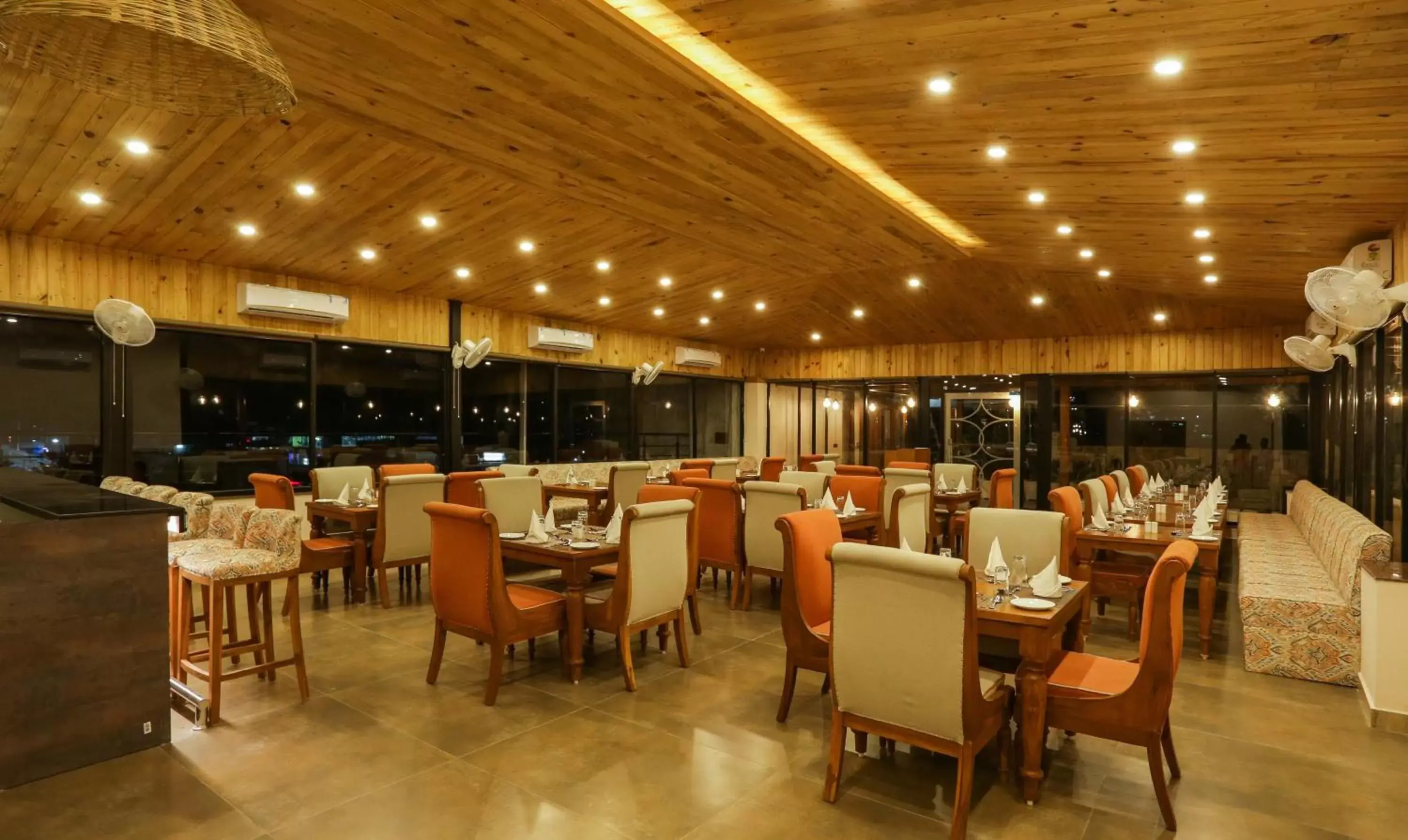 Restaurant/places to eat in Treebo Blessing Bells Restaurant/places to eat in Treebo Blessing Bells