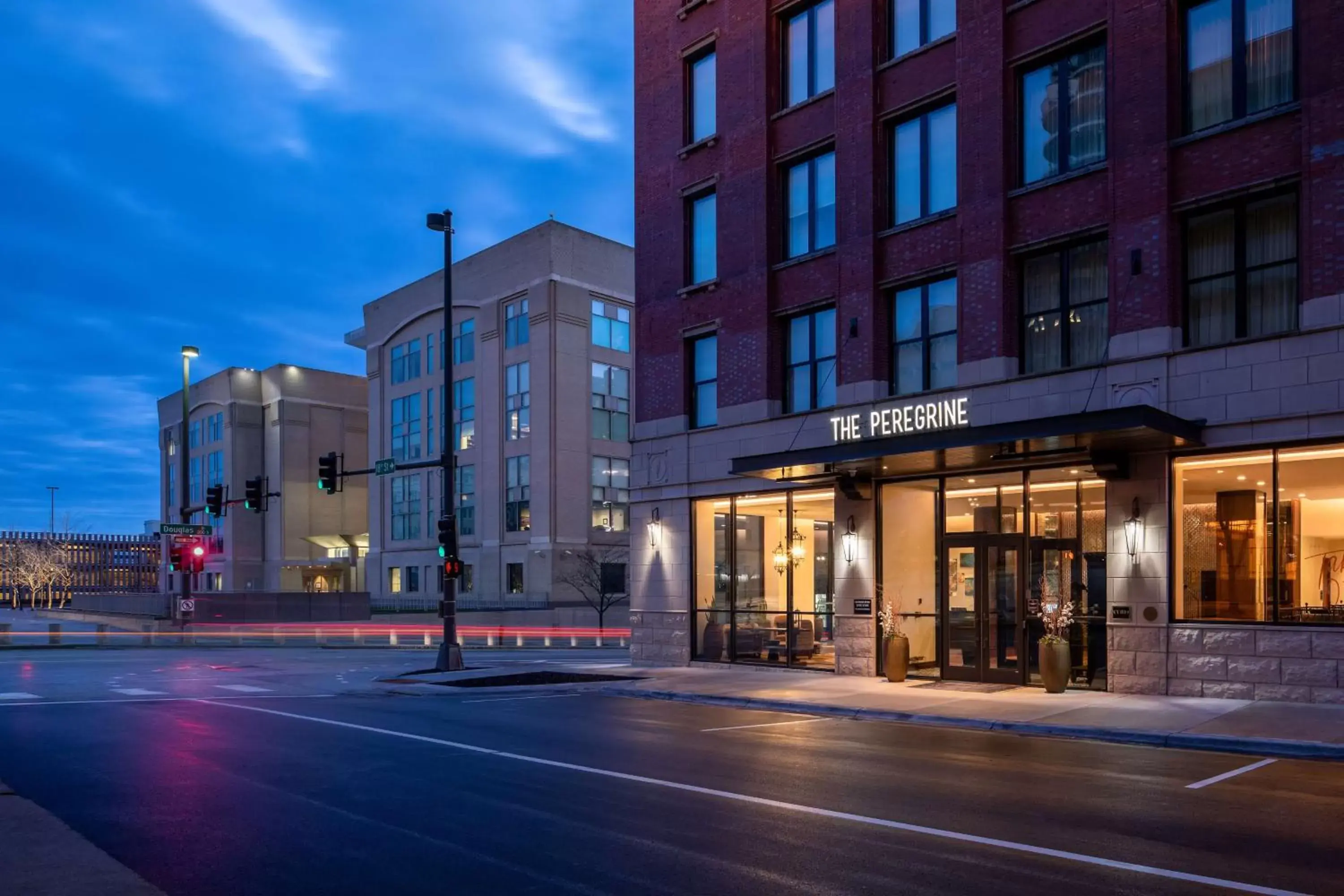 Property building in The Peregrine Omaha Downtown Curio Collection By Hilton