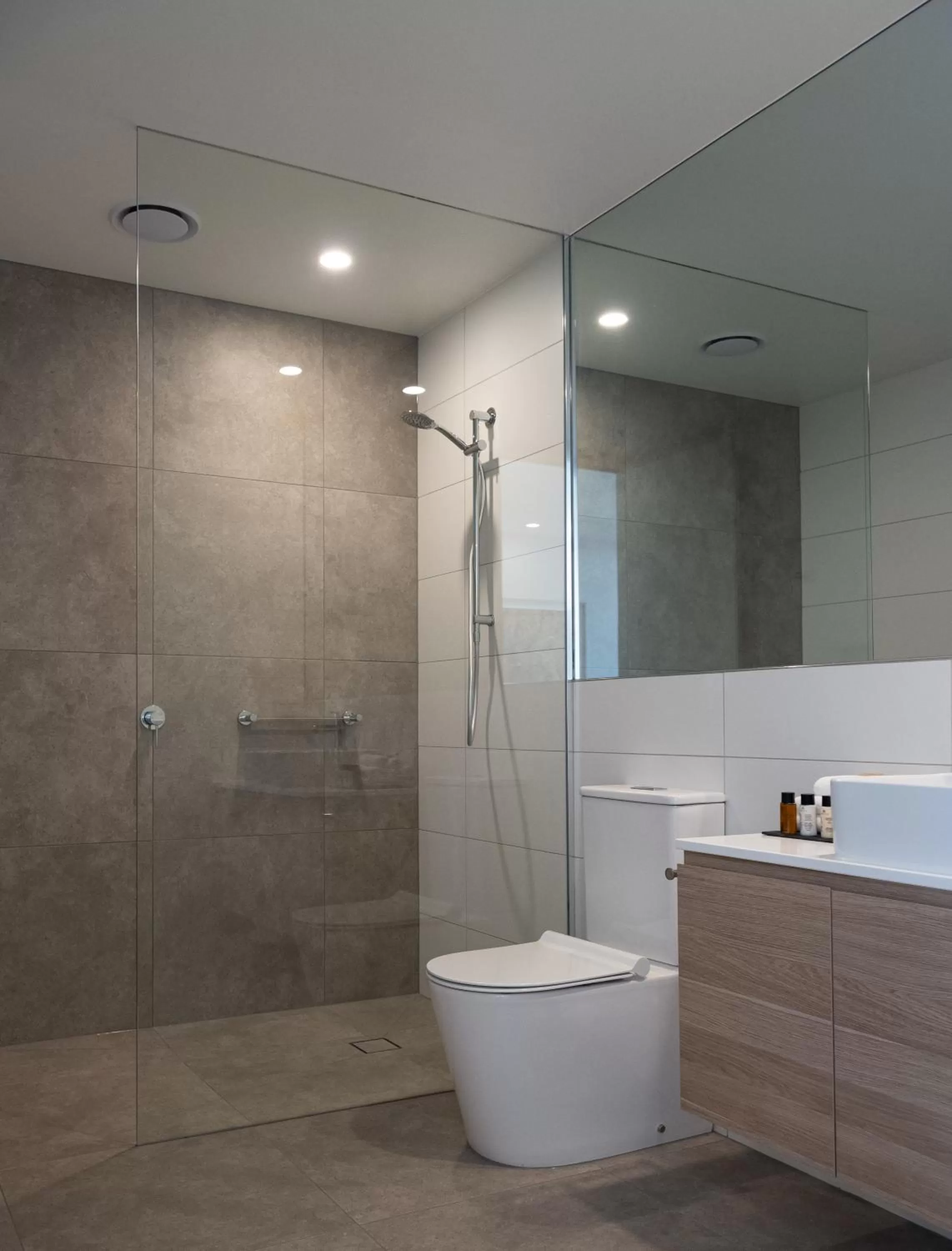 Bathroom in Links Lodge at The Dunes