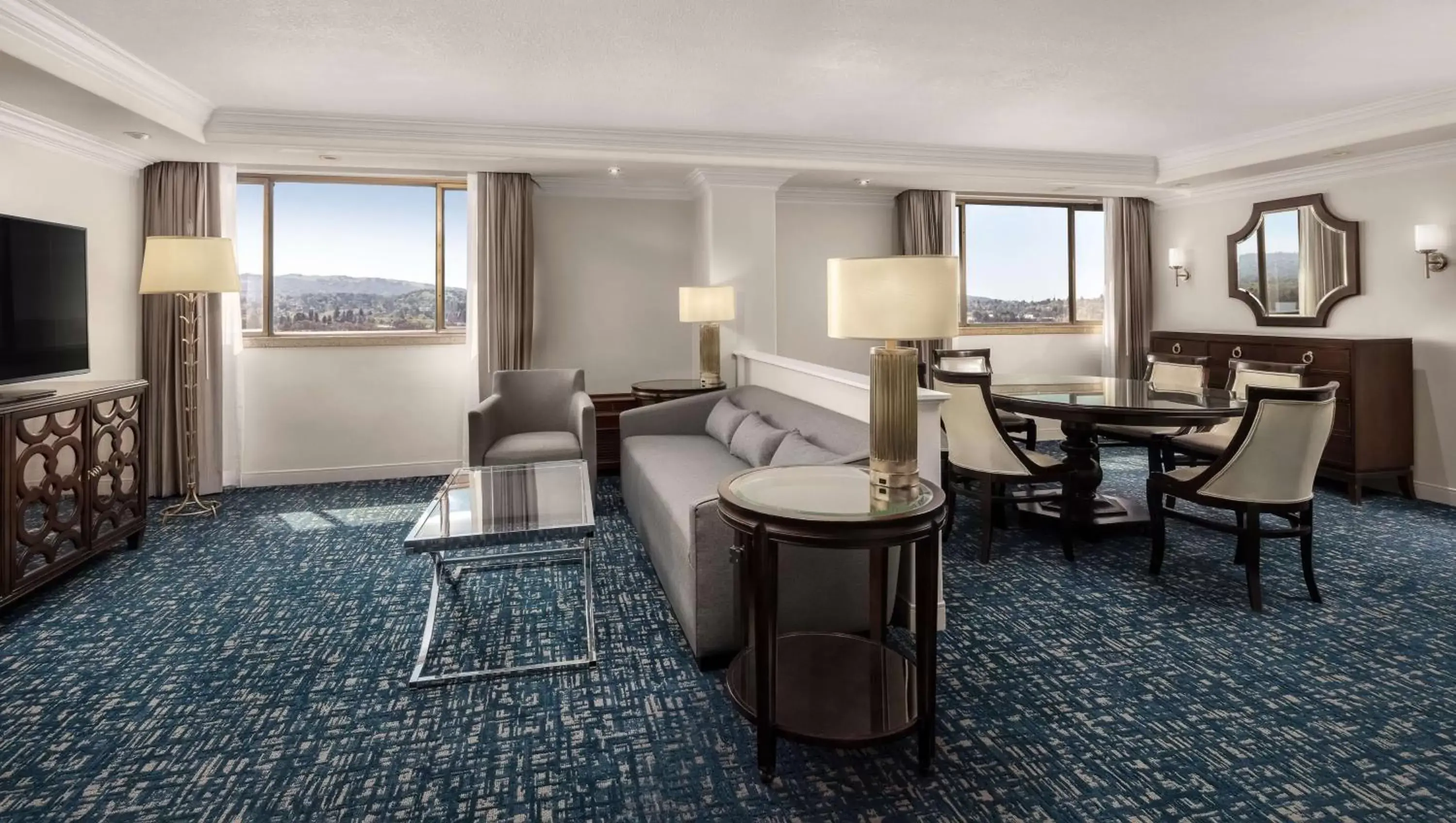 Living room in Hilton Concord Living room in Hilton Concord