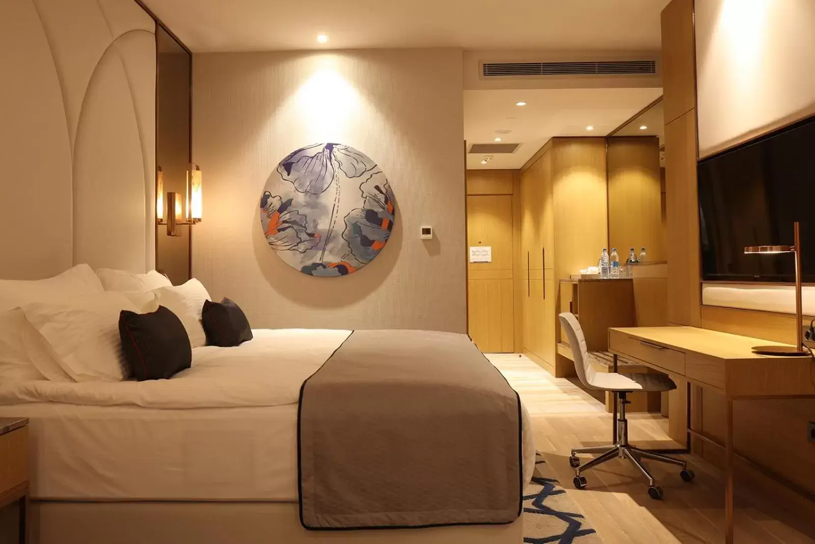 Deluxe Room Land View Family Corpus in KARAVANSARAY Turkistan Harbour Hotel -FLYING THEATRE ACCESS Deluxe Room Land View Family Corpus in KARAVANSARAY Turkistan Harbour Hotel -FLYING THEATRE ACCESS