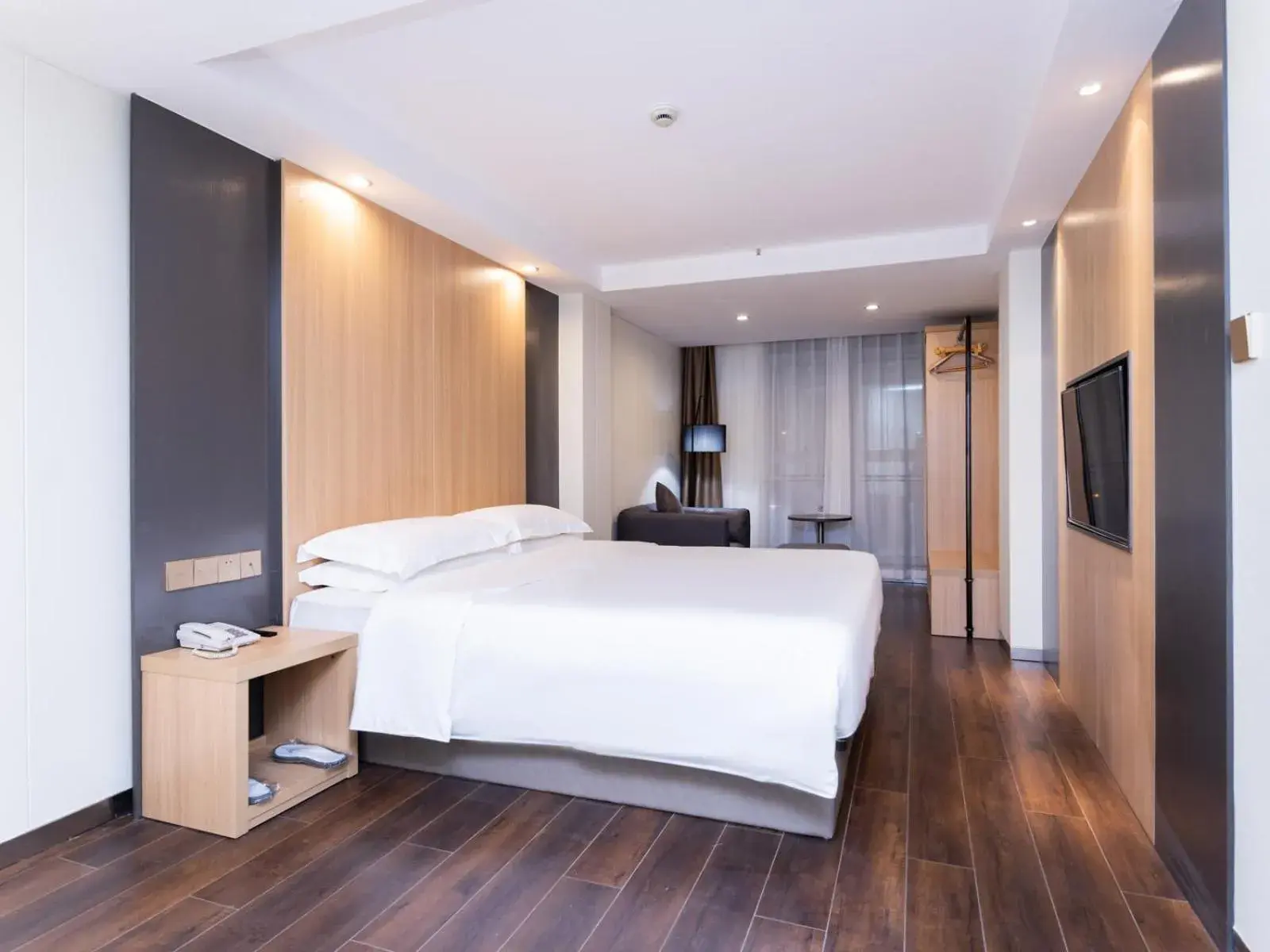 Bed in Country Inn&Suites by Radisson, Shanghai PVG