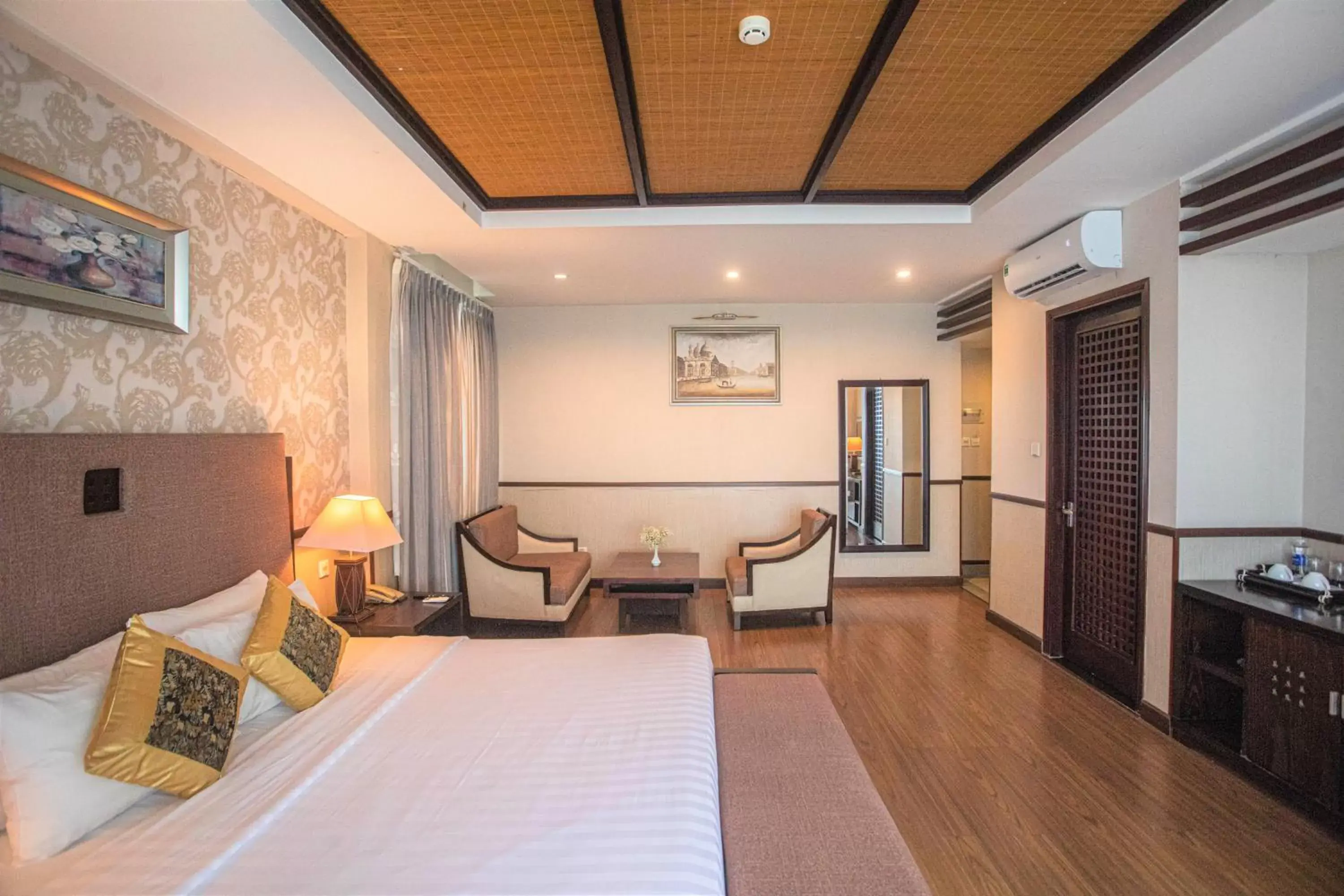 Bed in Seaside Resort Vung Tau