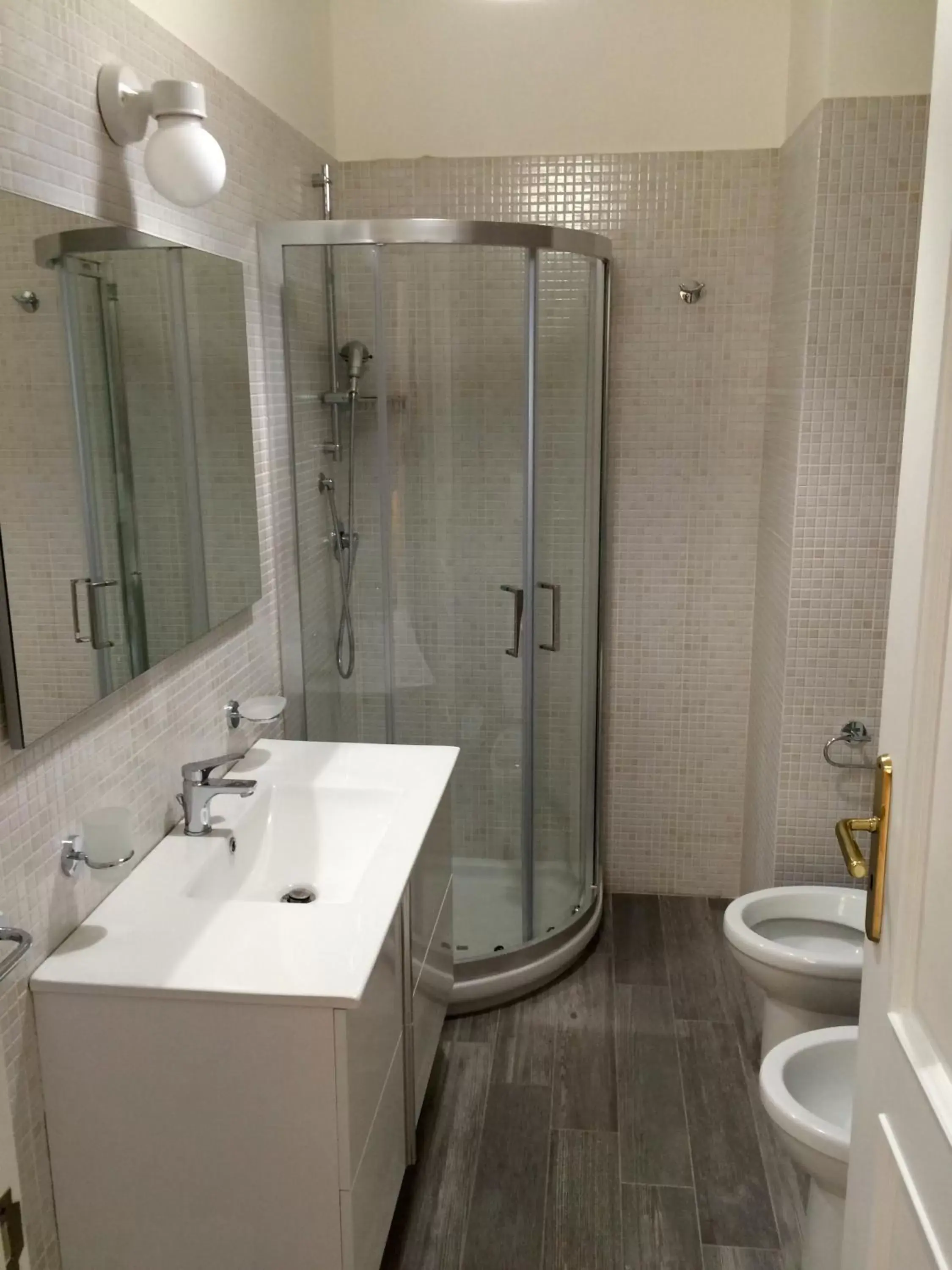 Shower, Bathroom in B&B Zia Iaia