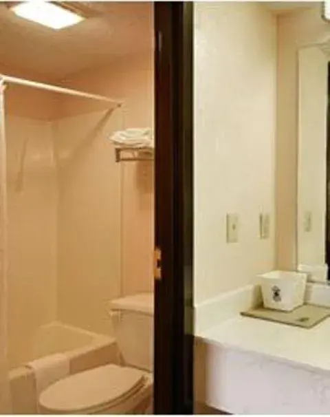 Toilet, Bathroom in Super 8 by Wyndham Columbia