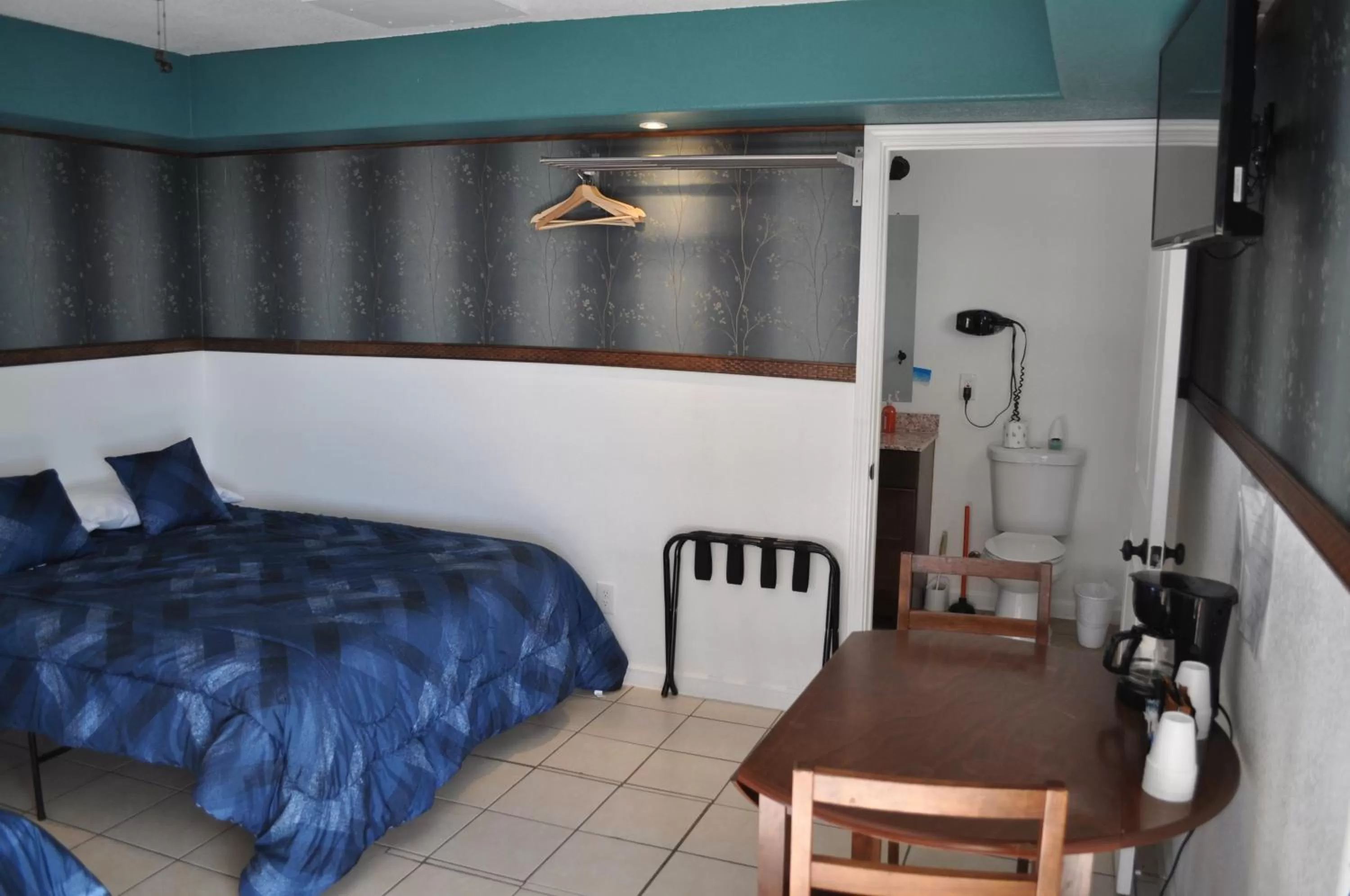 Photo of the whole room in K7 Bed and Breakfast