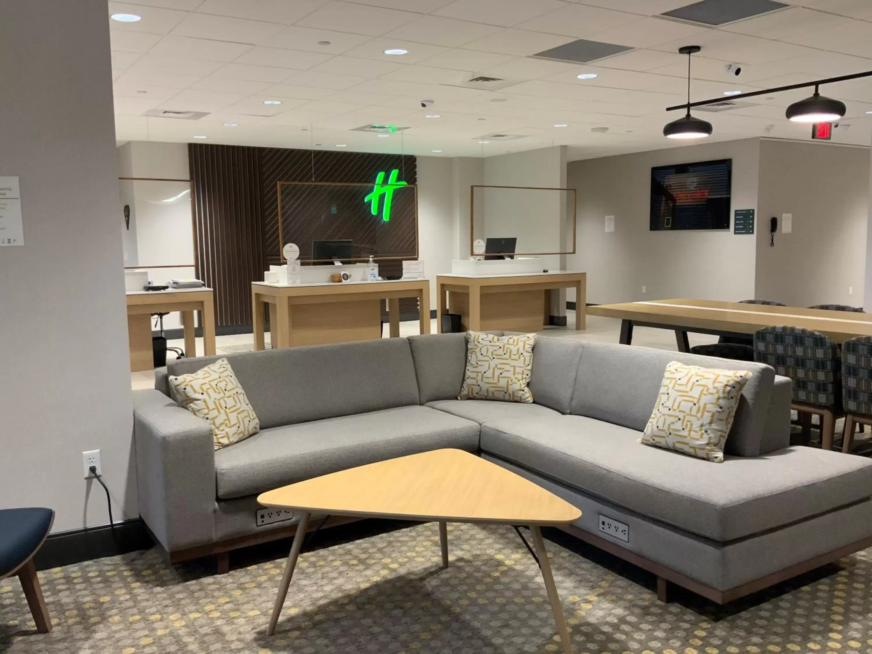 Property building, Seating Area in Holiday Inn Grand Rapids Downtown, an IHG Hotel
