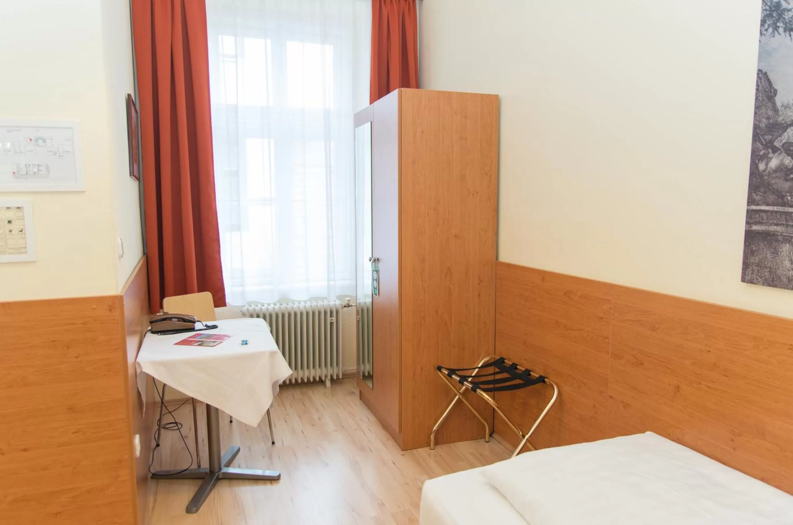 Photo of the whole room, Bed in Pension Lehrerhaus