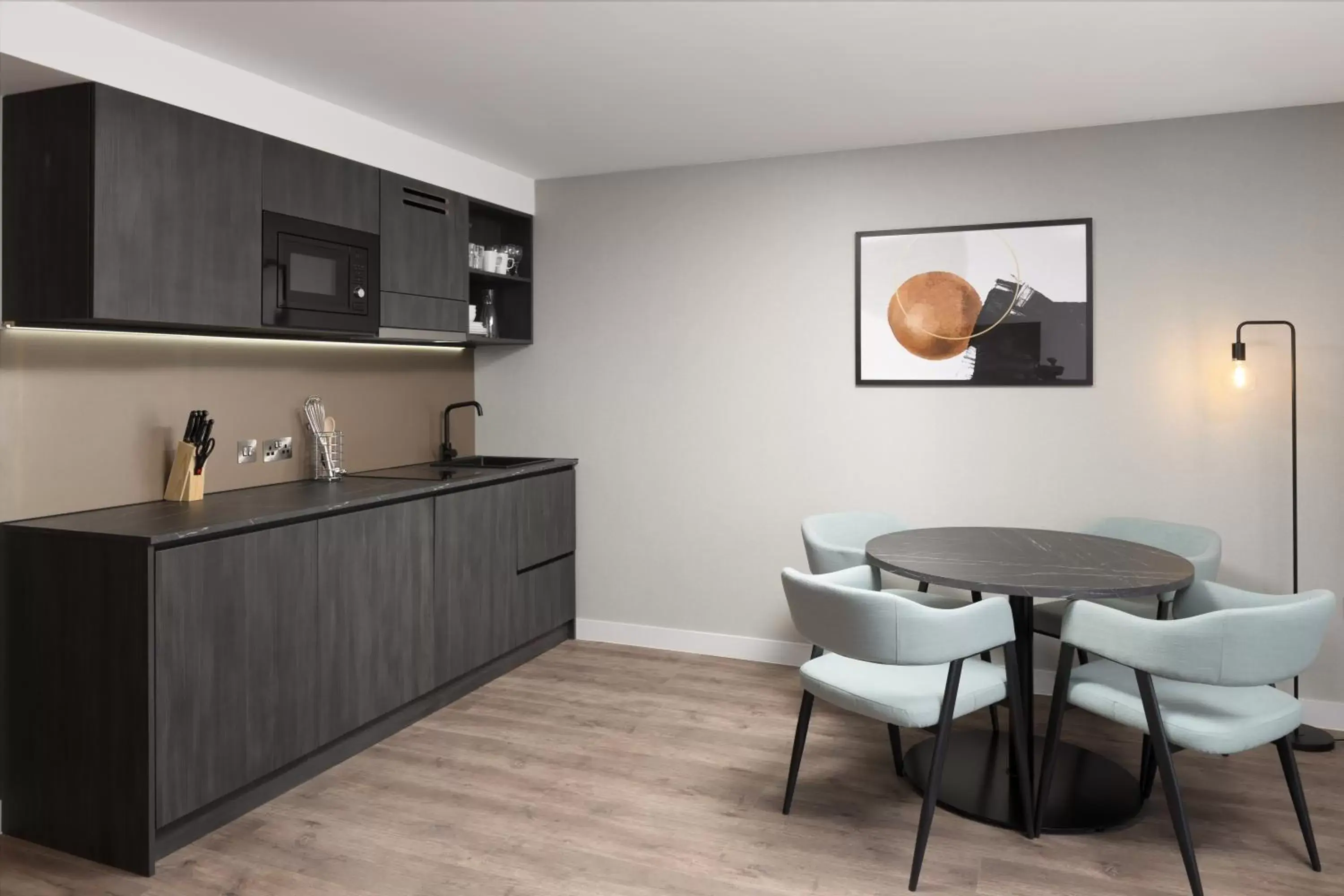 Kitchen or kitchenette, Kitchen/Kitchenette in Residence Inn by Marriott Manchester Piccadilly