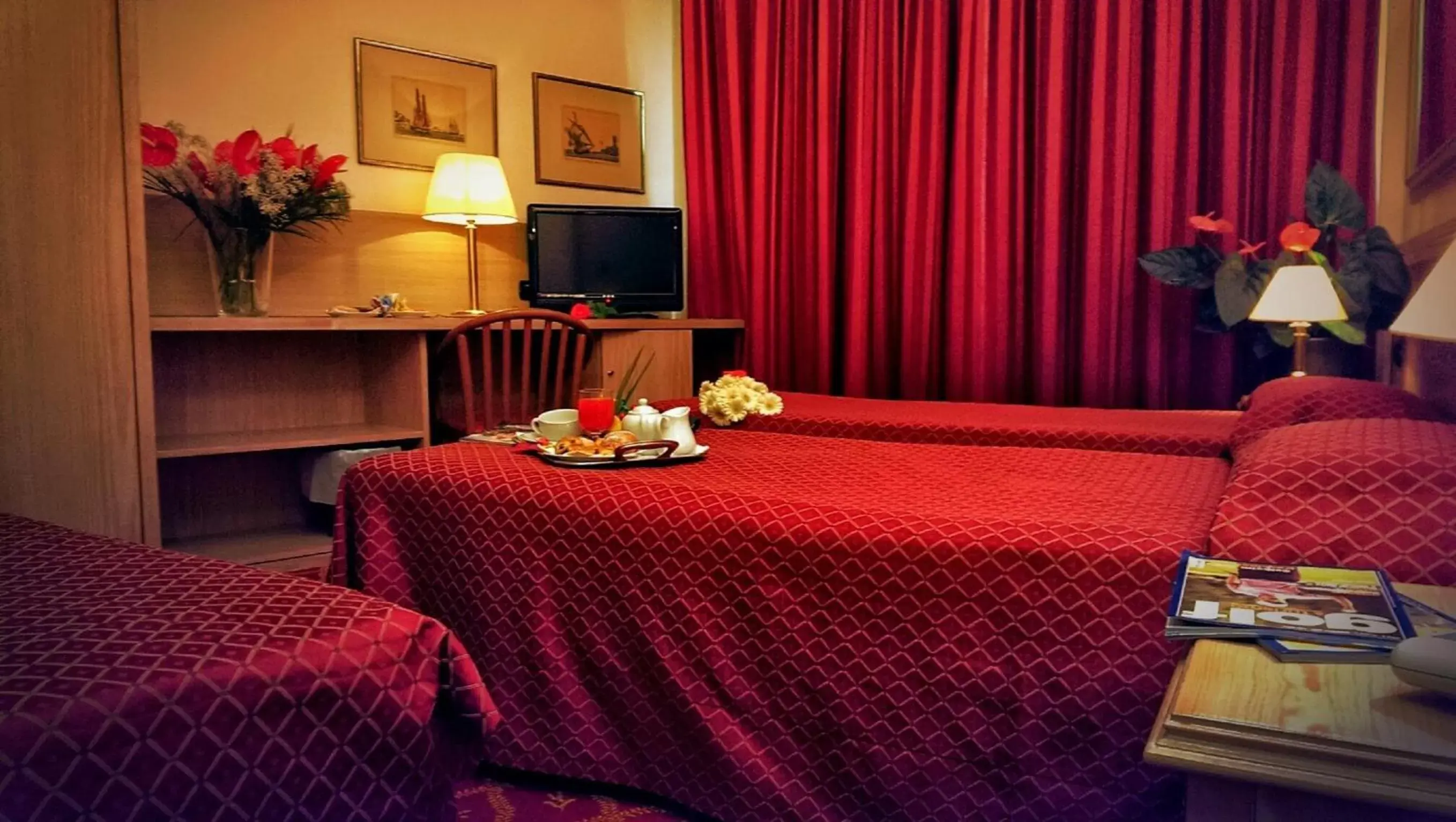 Bed in iH Hotels Milano St. John