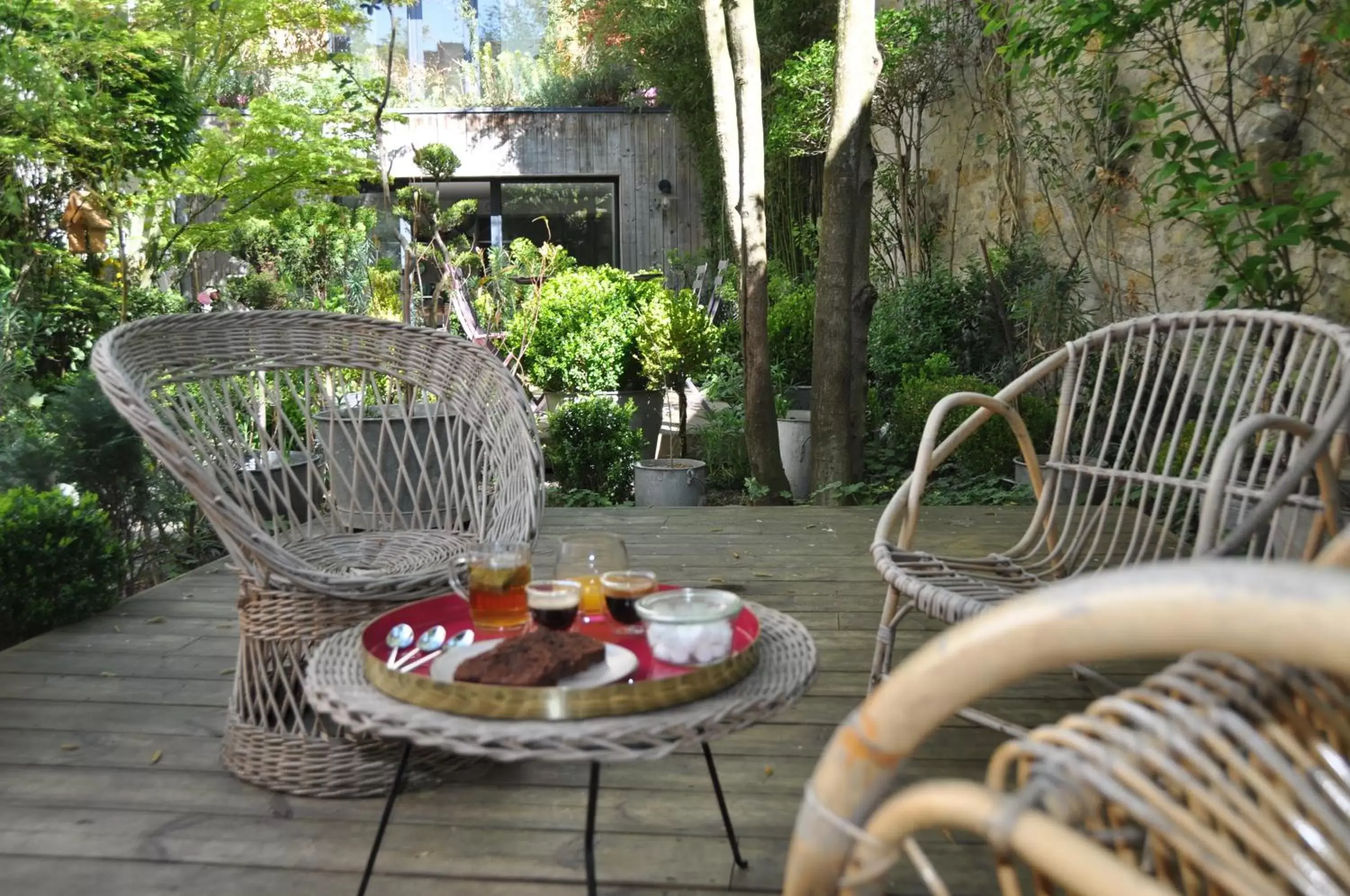 Garden in Au Noeud Vert Chambres d'hôtes