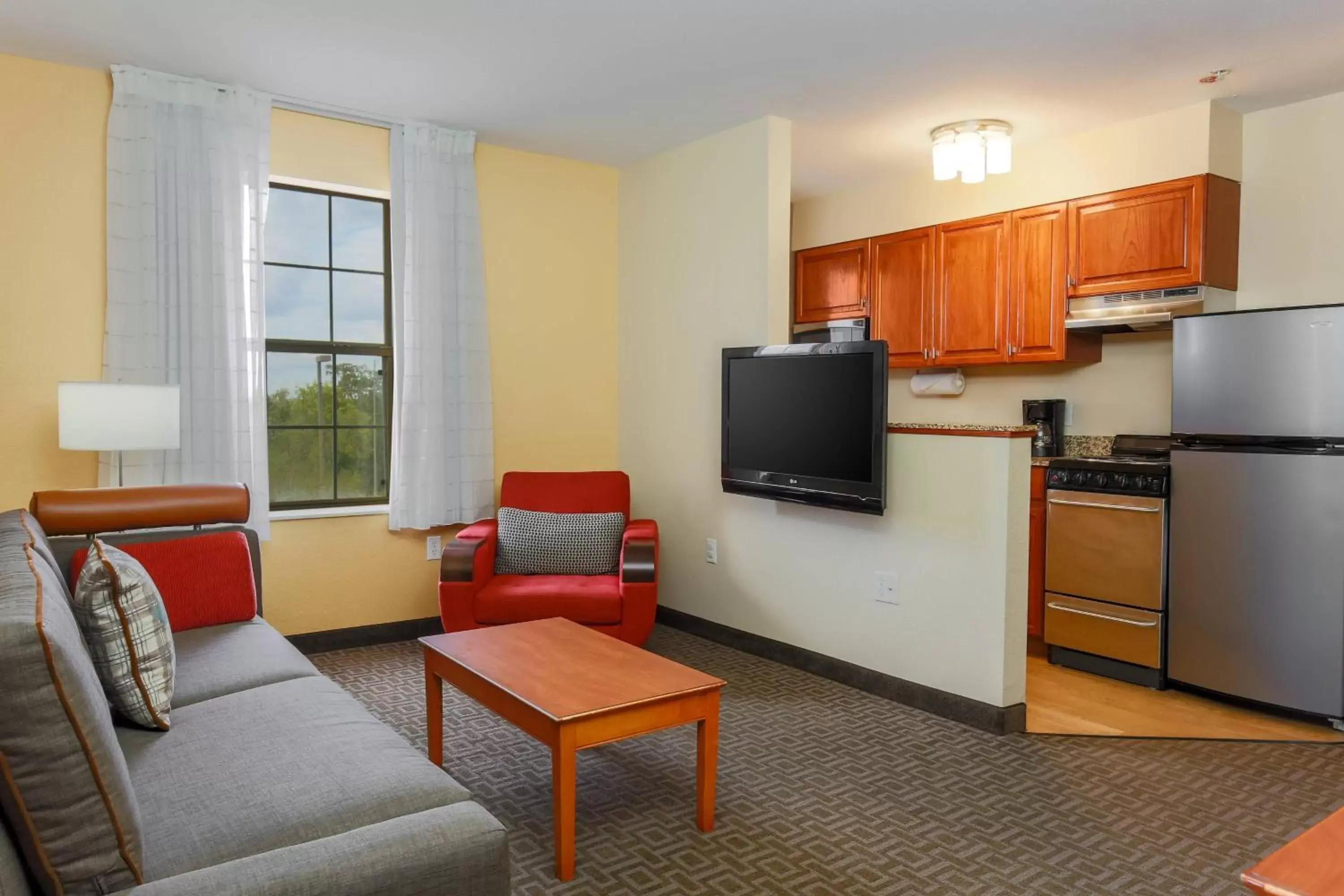 Living room, Seating Area in TownePlace Suites by Marriott College Station