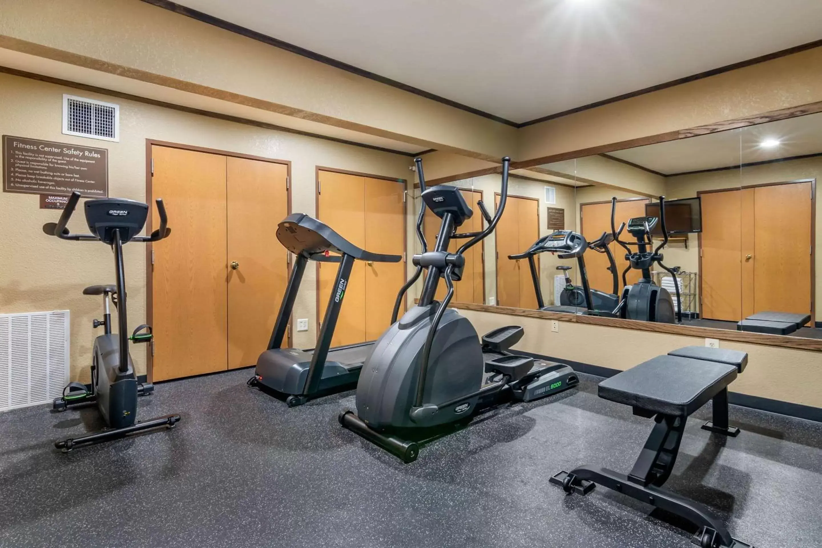 Activities, Fitness Center/Facilities in Comfort Inn Sedalia Station