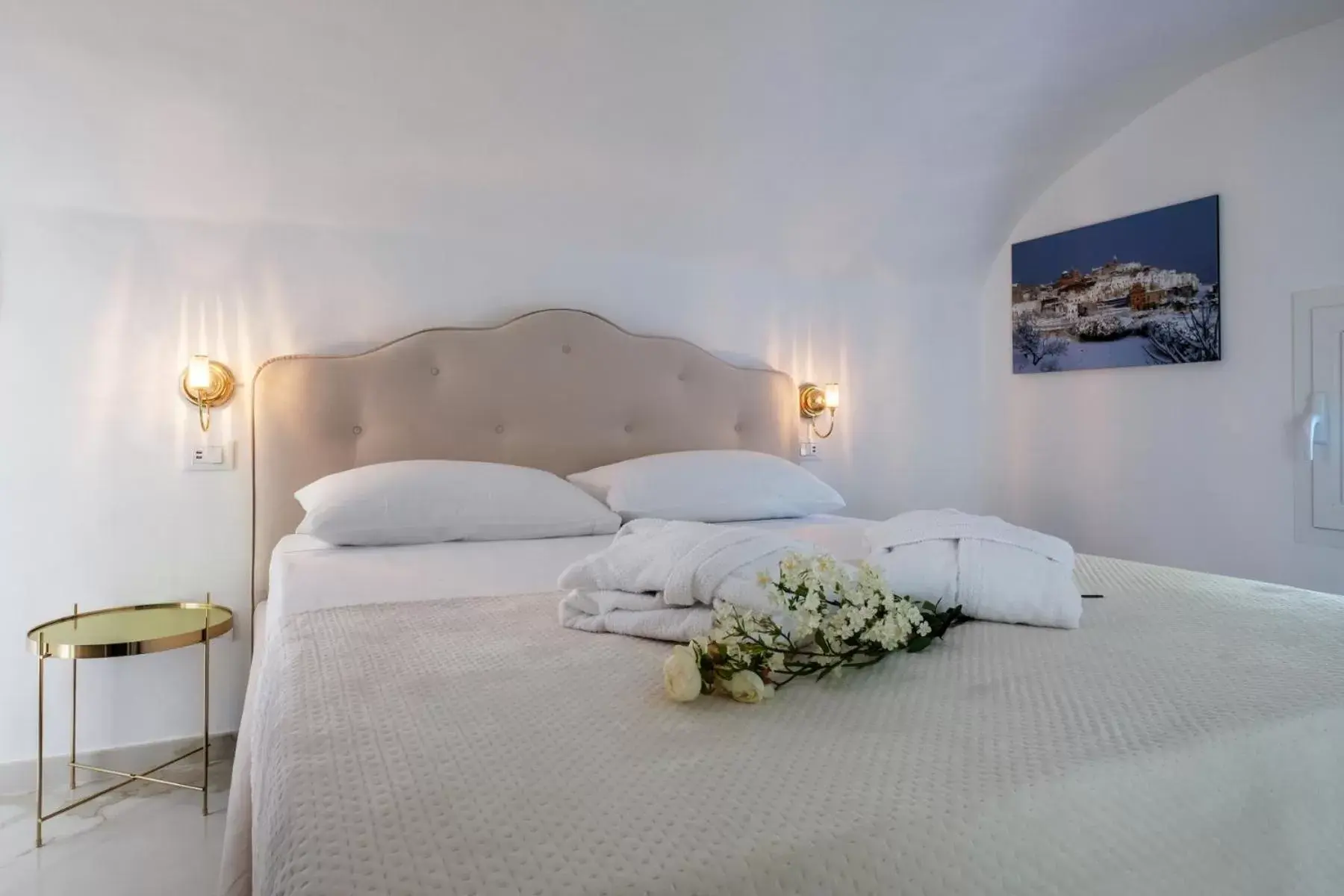 Bed in La Bella Ostuni Suites