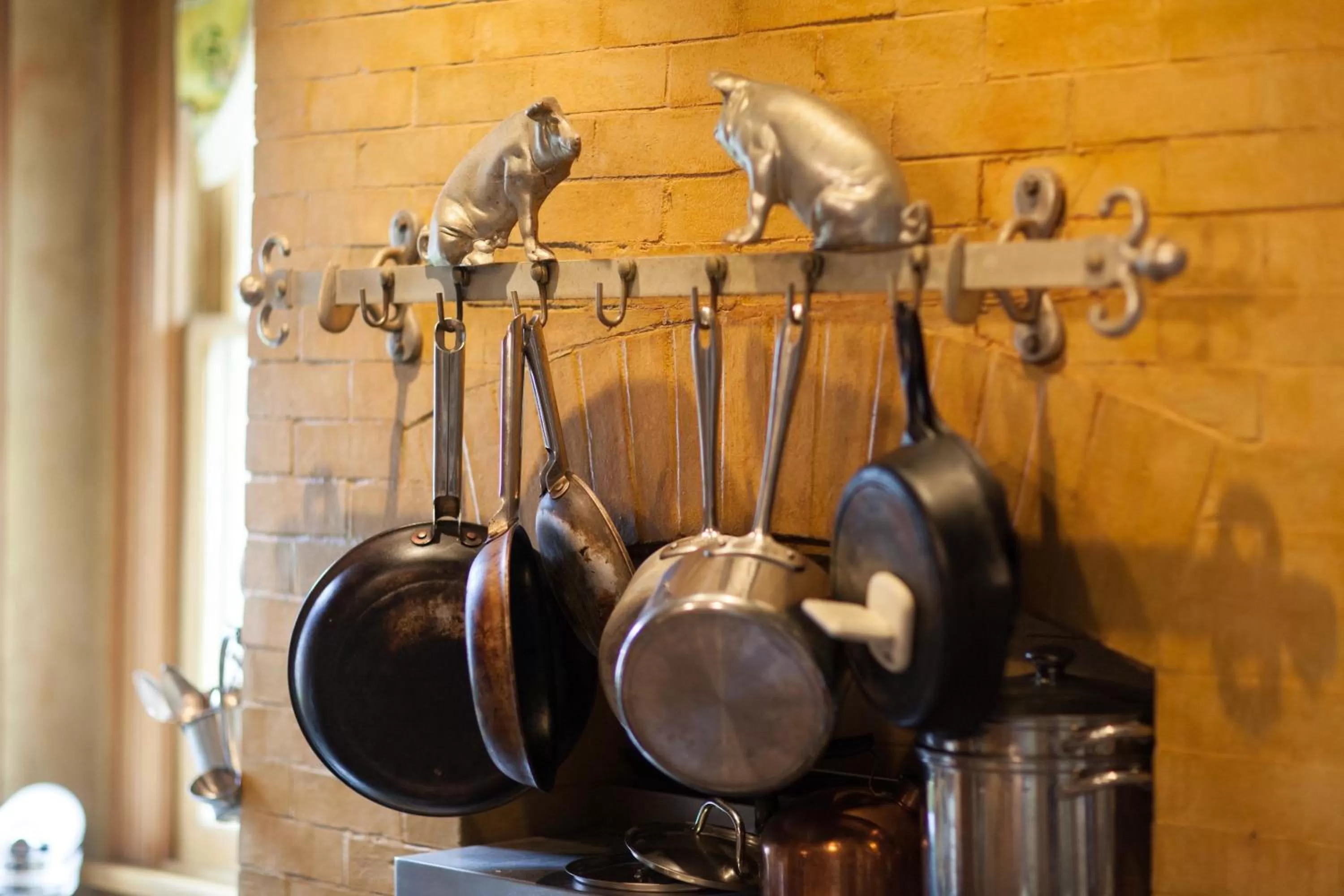 Restaurant/places to eat, Bathroom in 10 Clarke