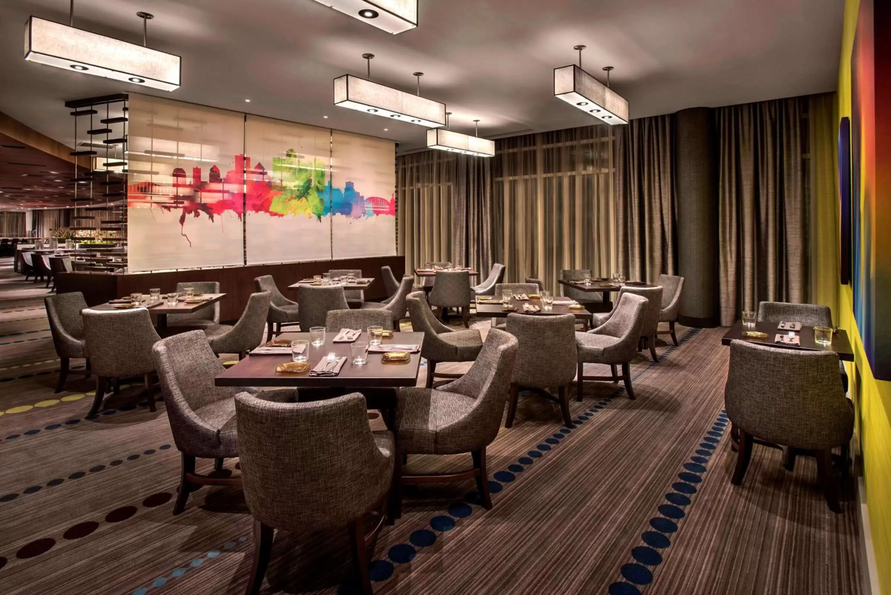 Restaurant/places to eat in Hyatt Regency Pittsburgh International Airport Restaurant/places to eat in Hyatt Regency Pittsburgh International Airport