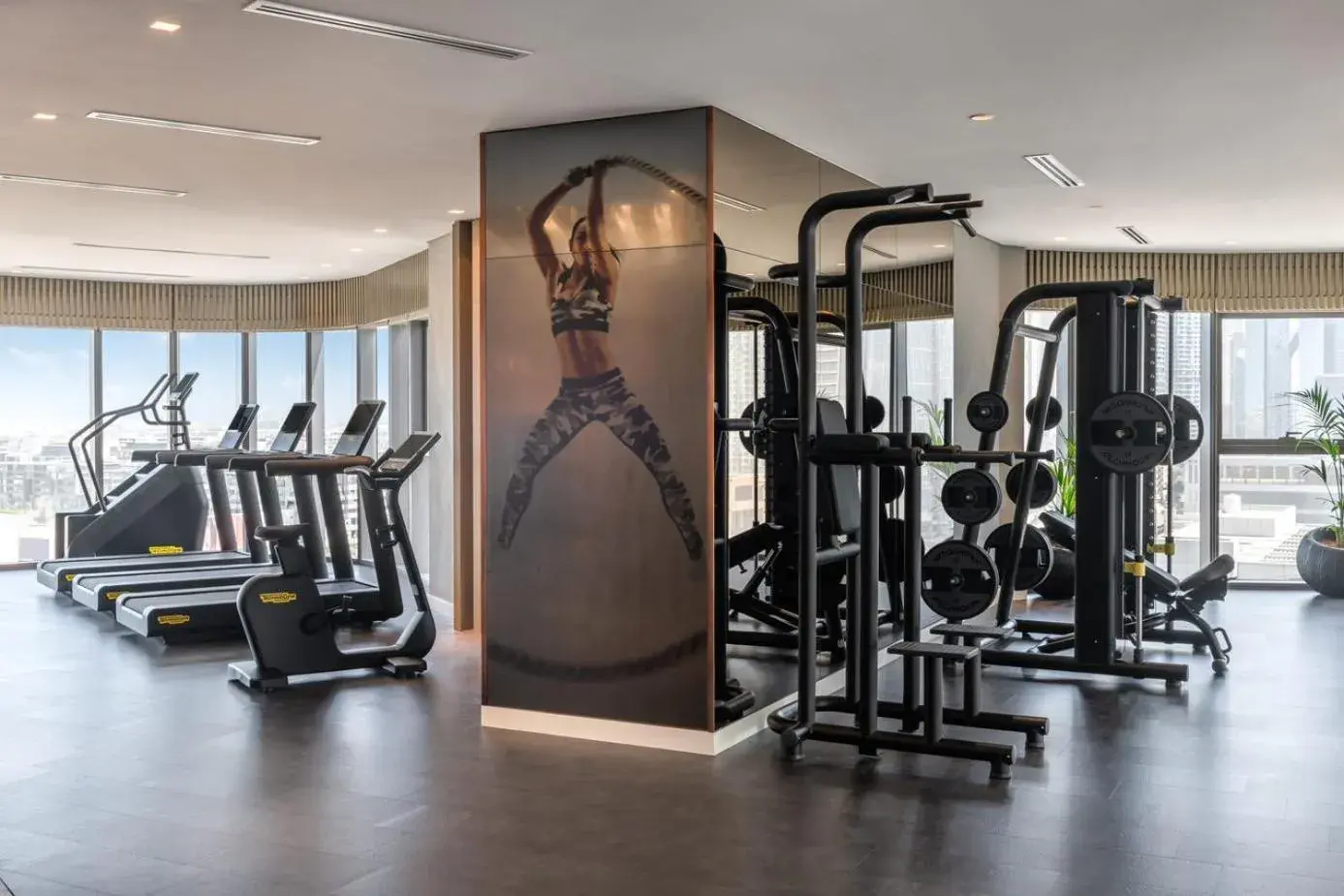 Fitness centre/facilities in Paramount Hotel Midtown Fitness centre/facilities in Paramount Hotel Midtown