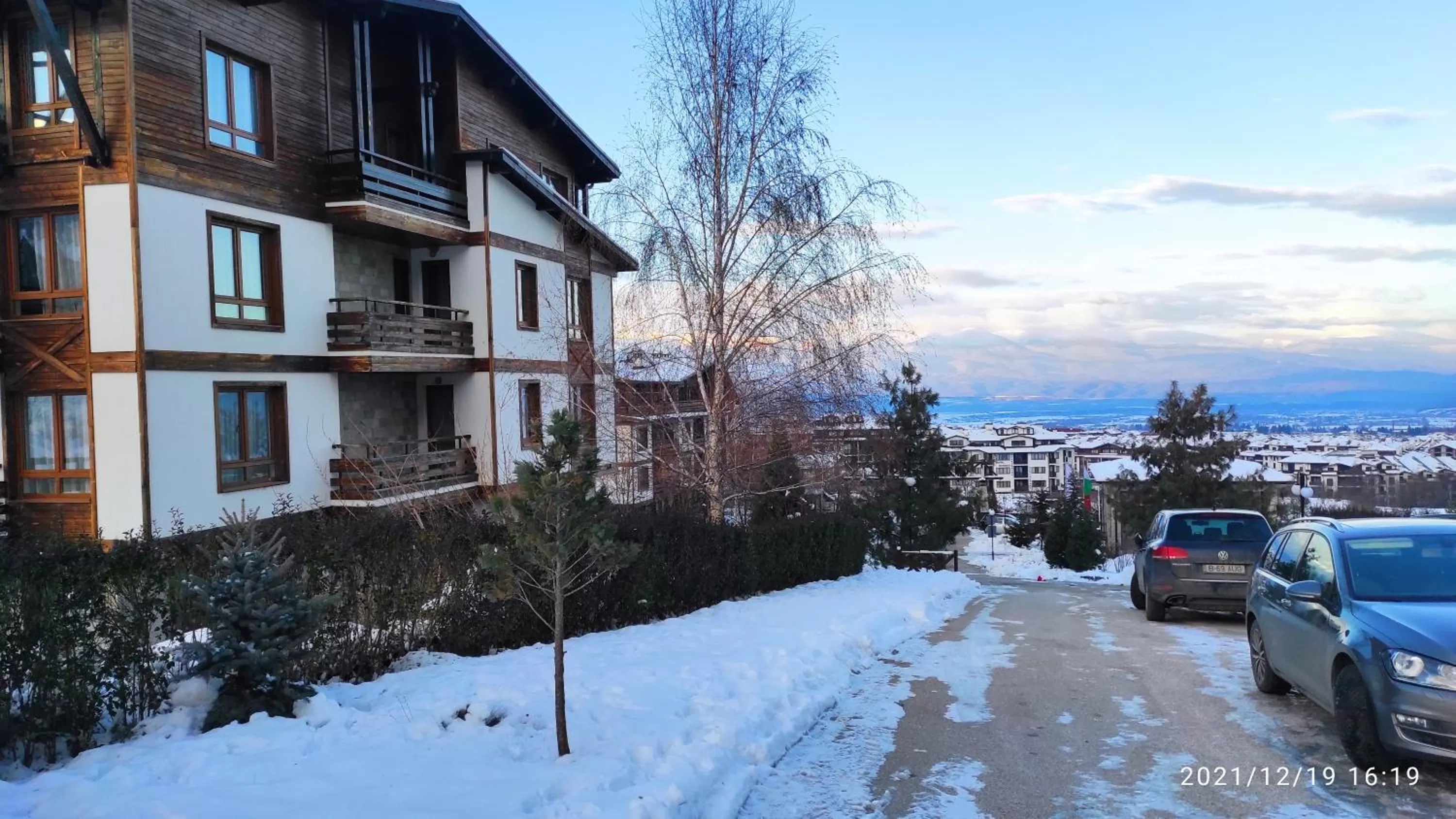 Neighbourhood, Winter in Studio D06, Green Life Bansko