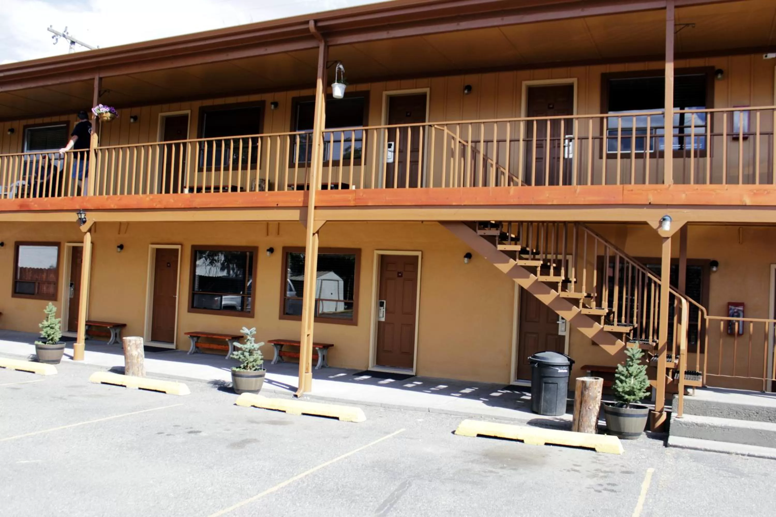 Property building in Country Motor Inn