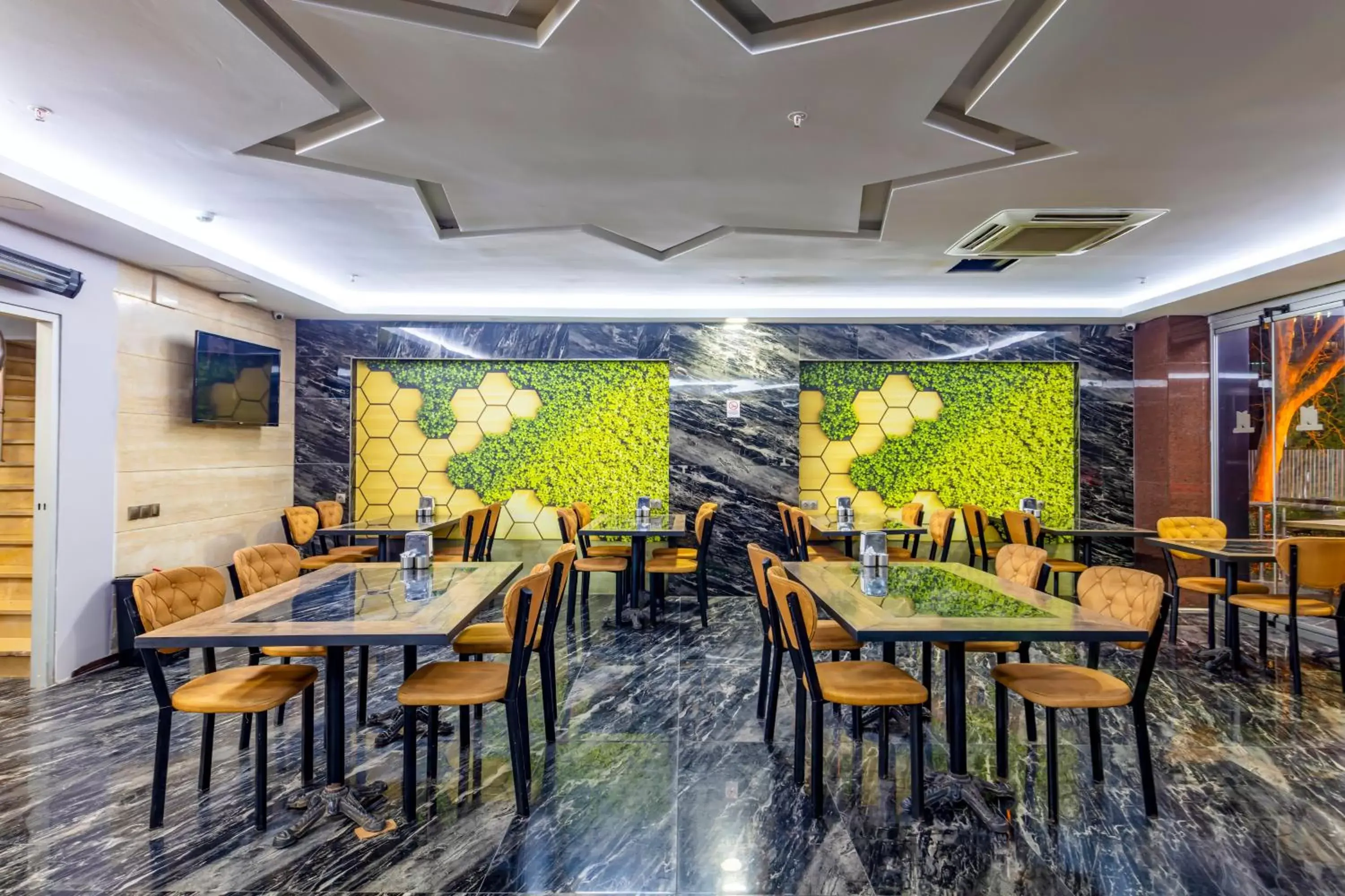 Breakfast, Restaurant/Places to Eat in Dem İstanbul Airport Hotel