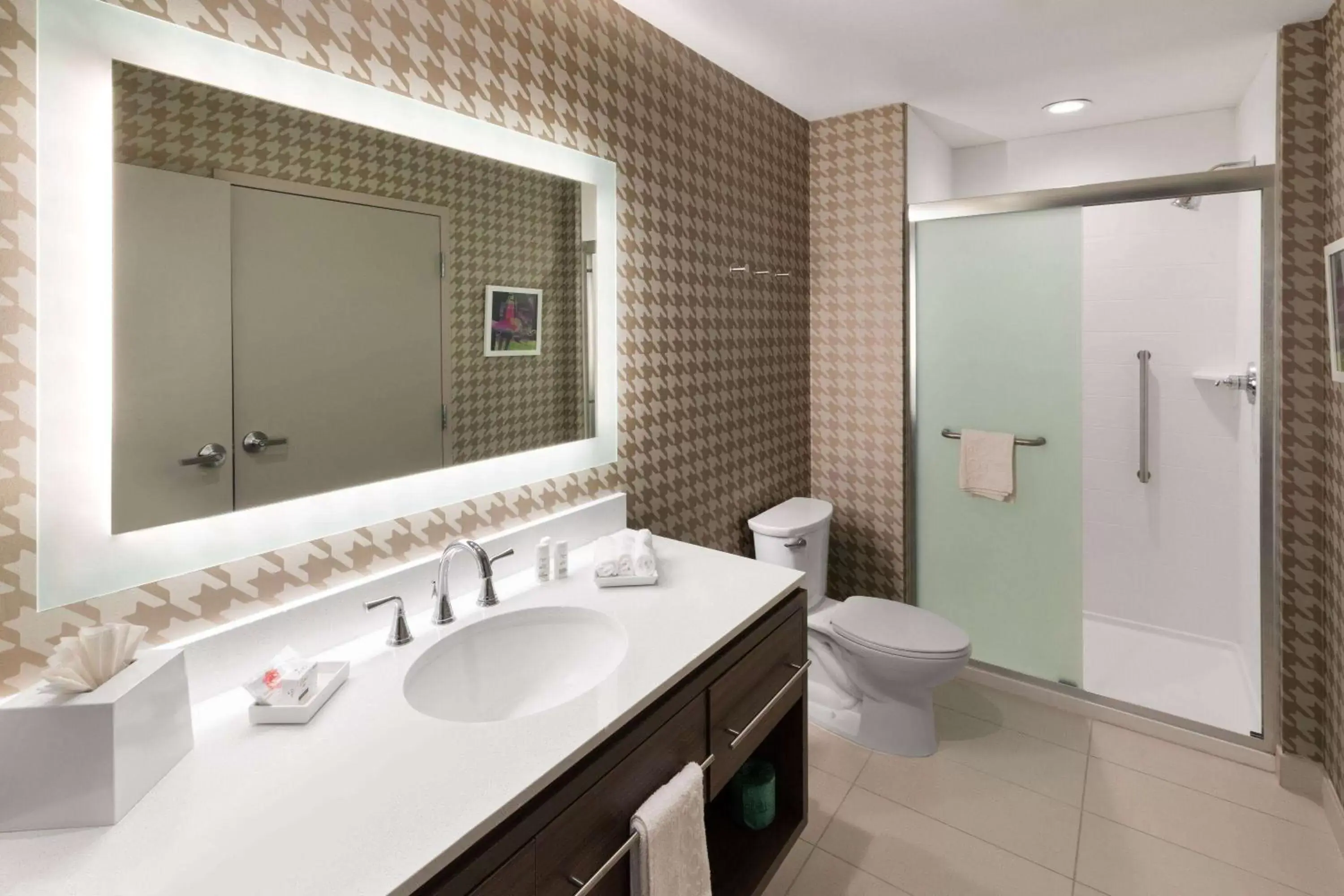 Photo of the whole room, Bathroom in Hawthorn Inn & Suites by Wyndham Kingwood Houston