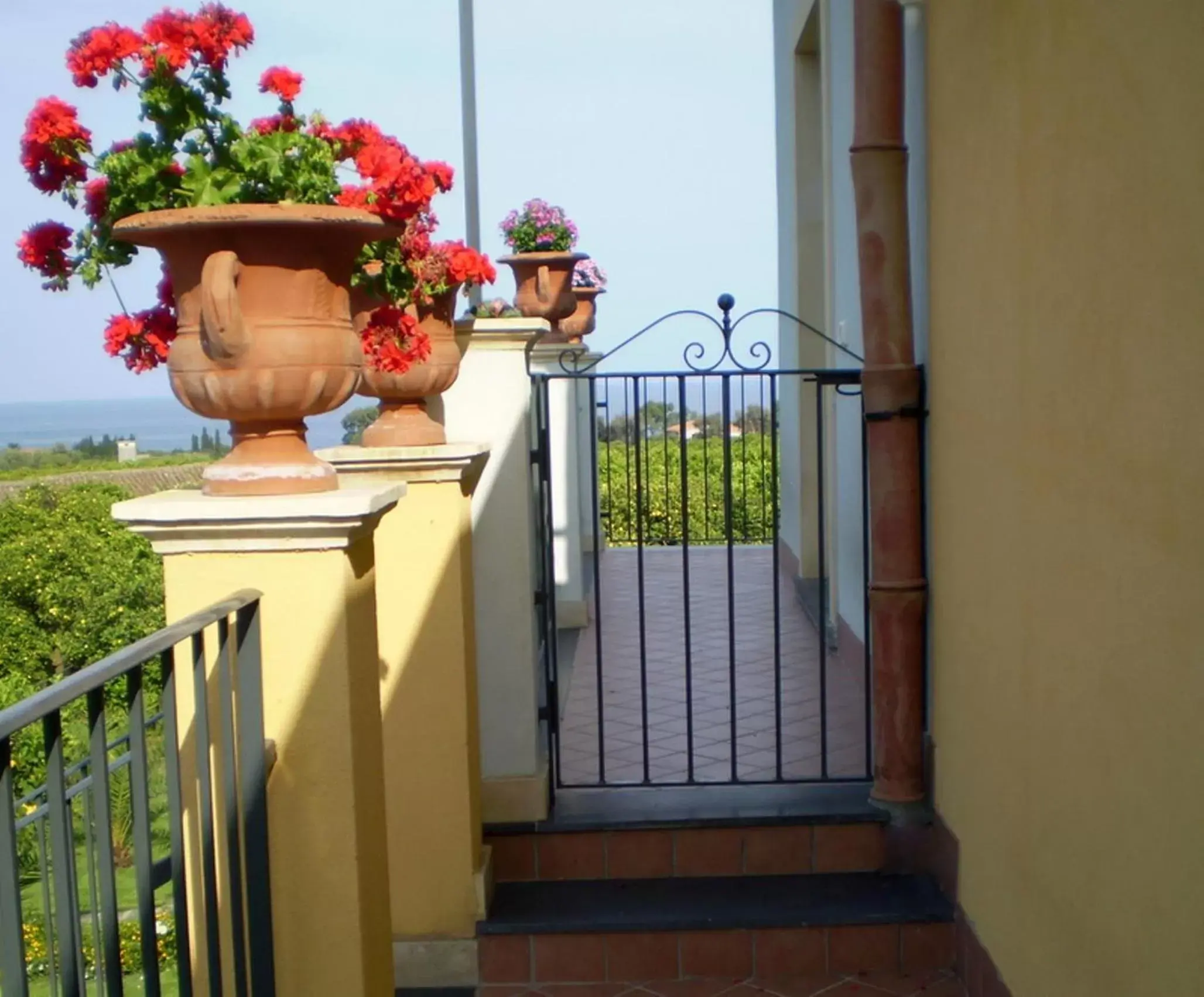 Decorative detail, Balcony/Terrace in Torre Archirafi Resort