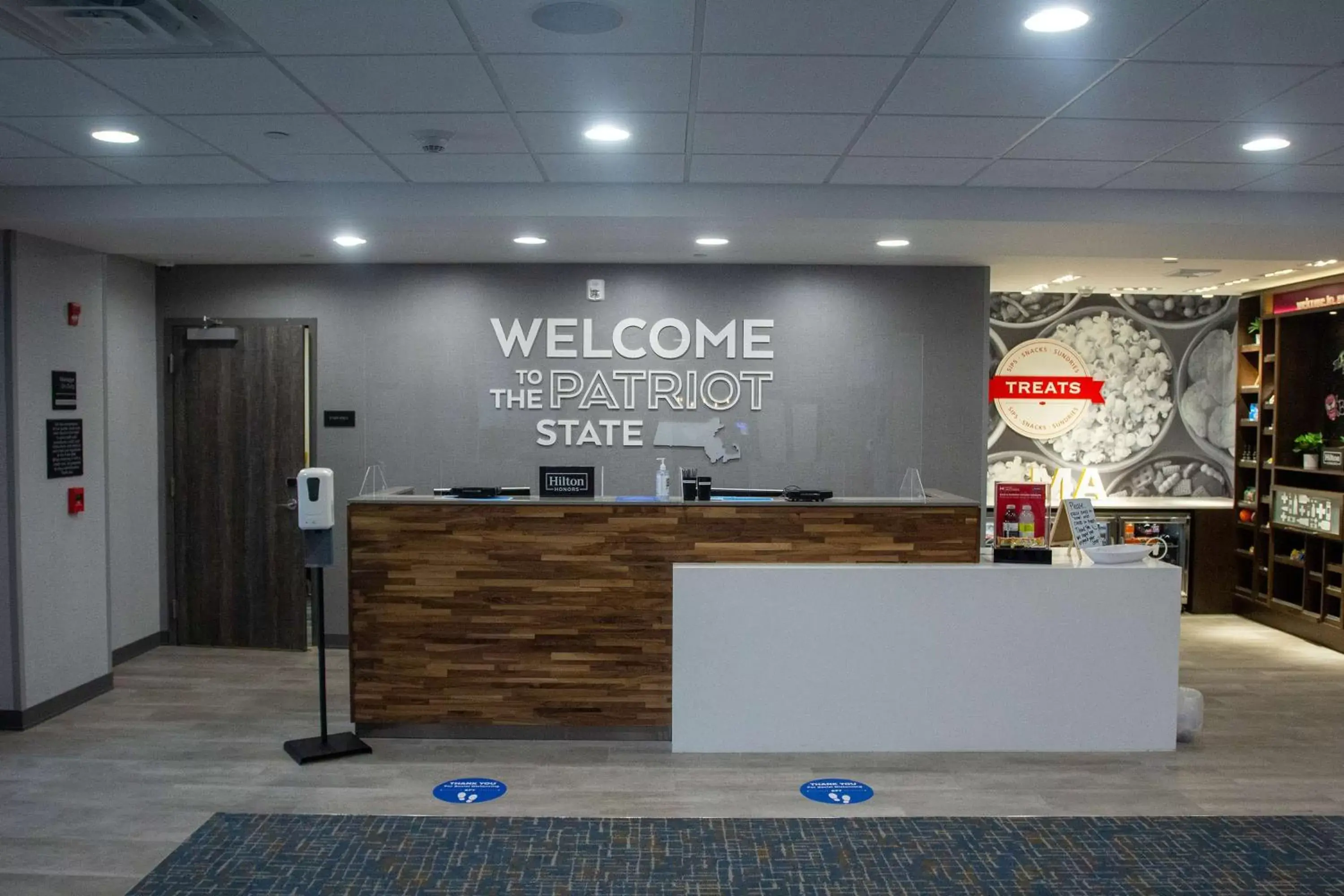 Lobby or reception, Lobby/Reception in Hampton Inn North Attleboro, Ma