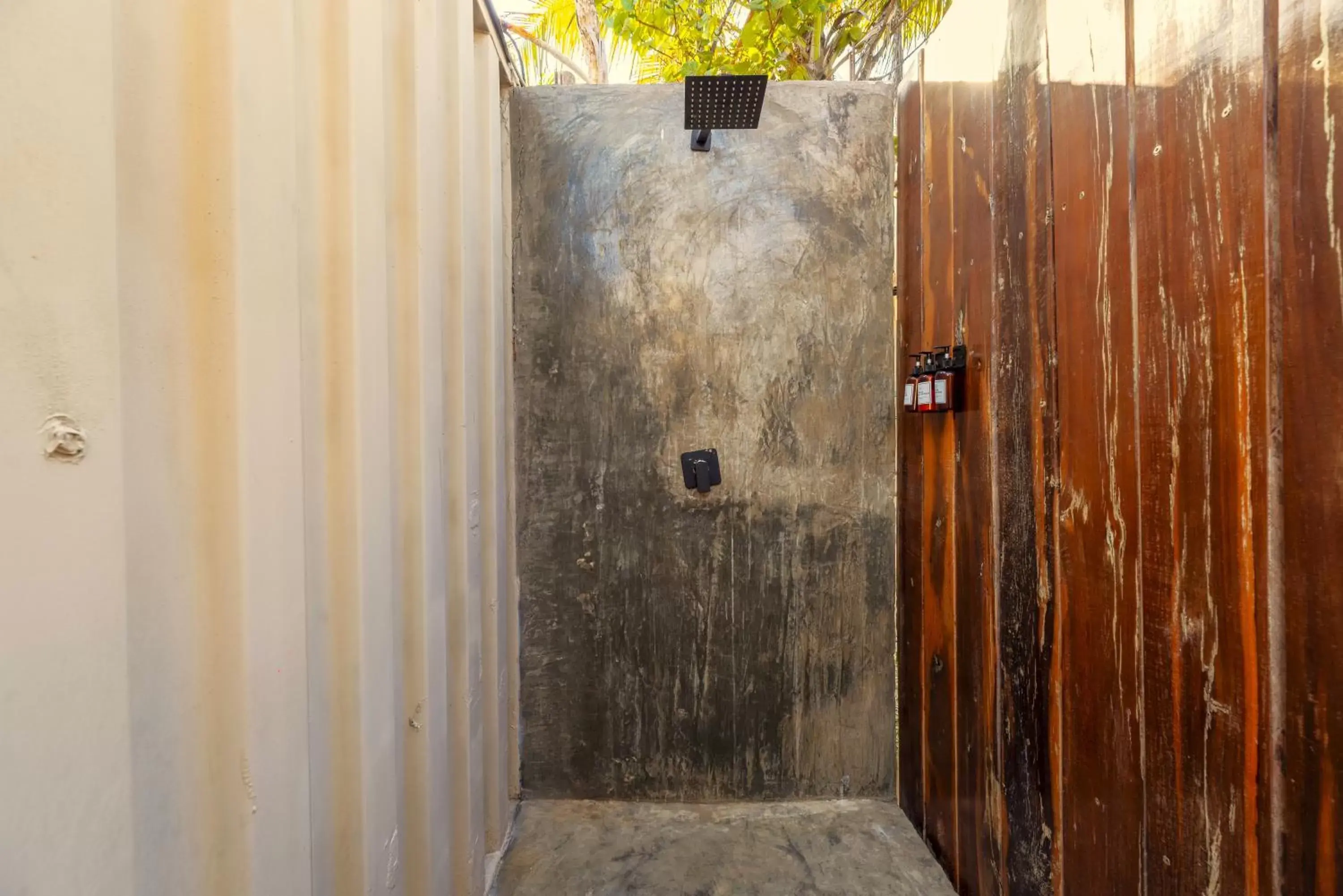 Shower, Bathroom in Alquimia Hotel Boutique